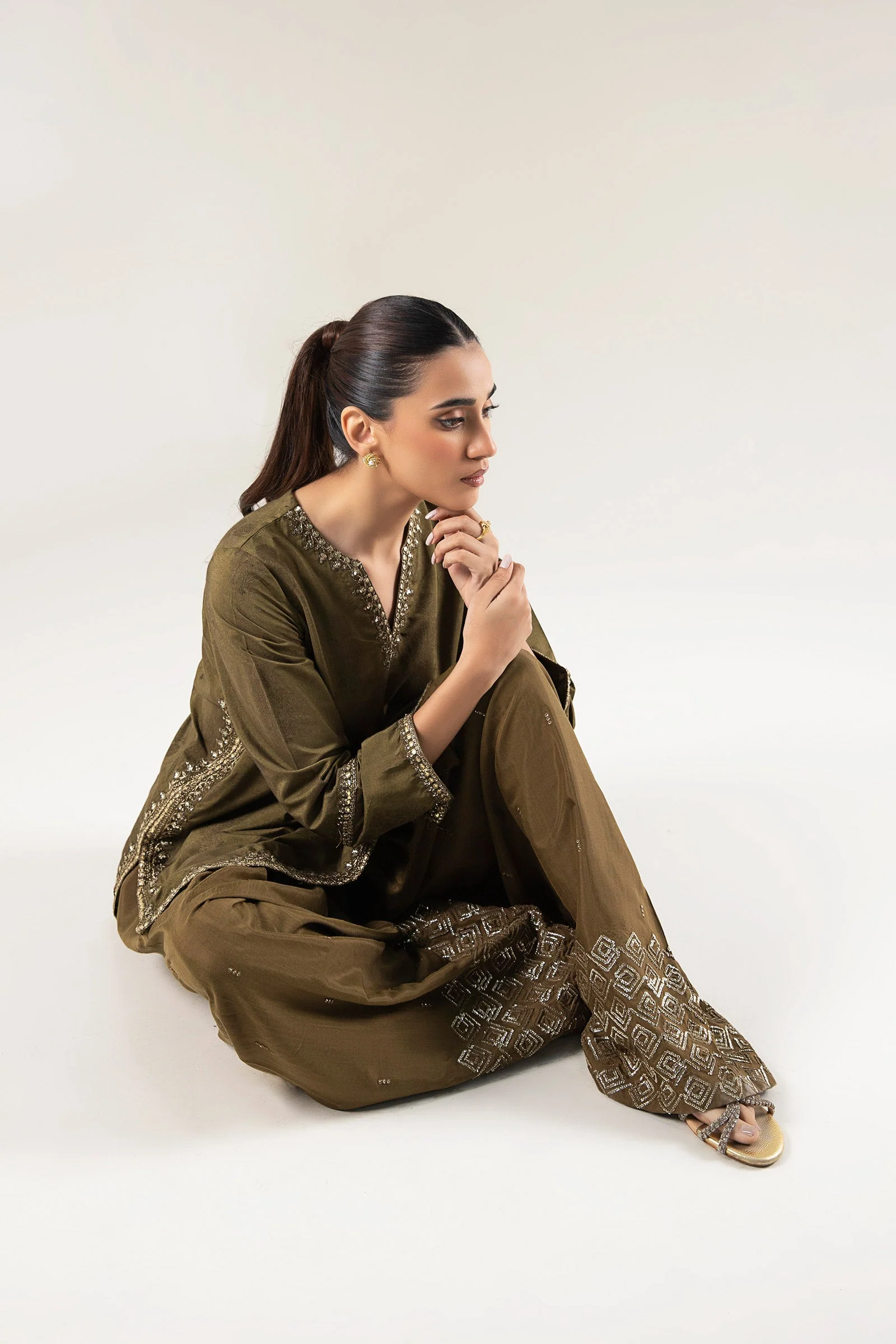 2 Pc Embroidered Jacquard Suit - Image 3