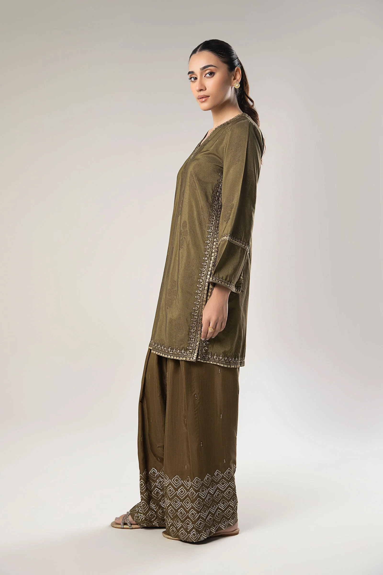 2 Pc Embroidered Jacquard Suit - Image 6
