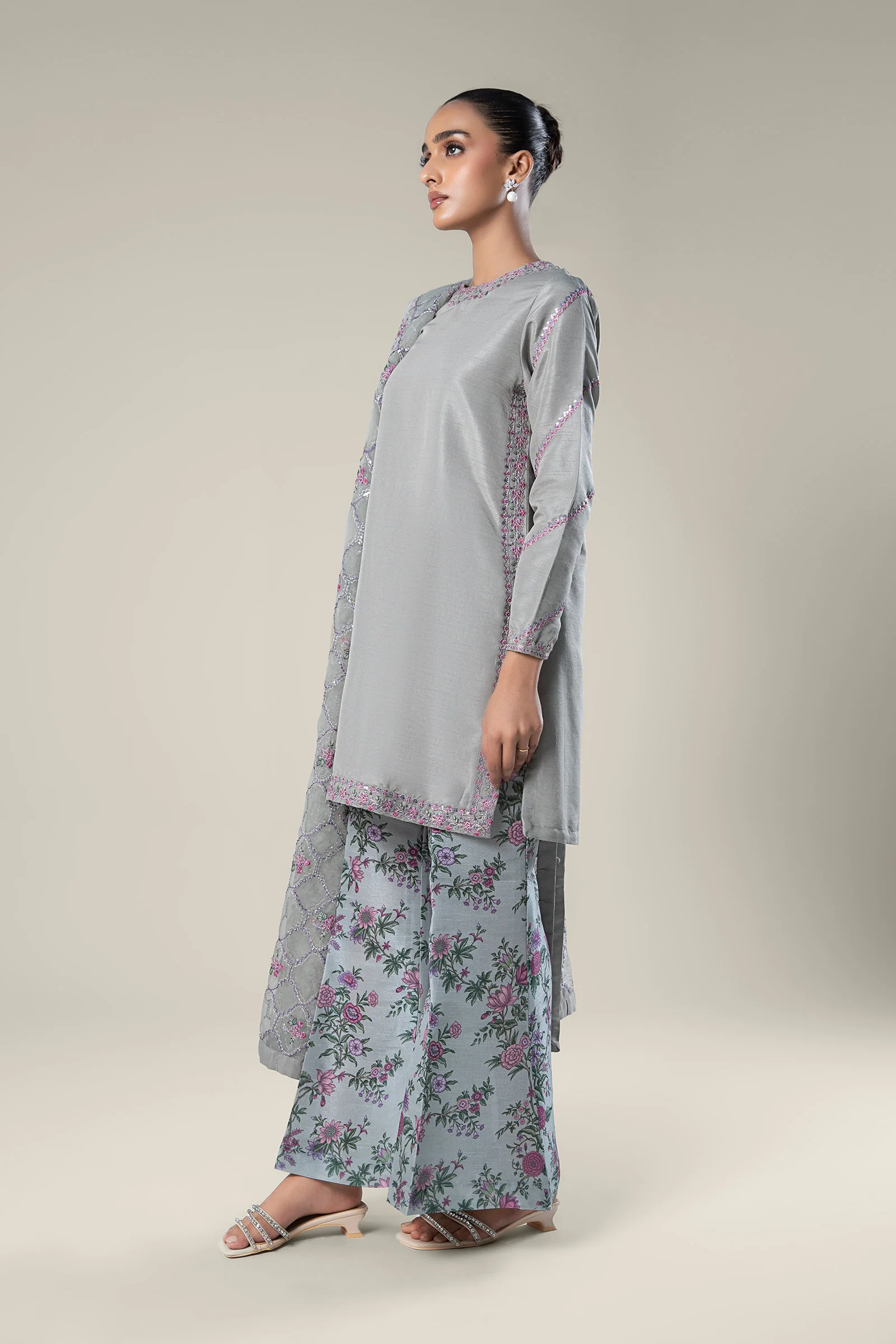 3 Pc Embroidered Raw Silk Suit - Image 5