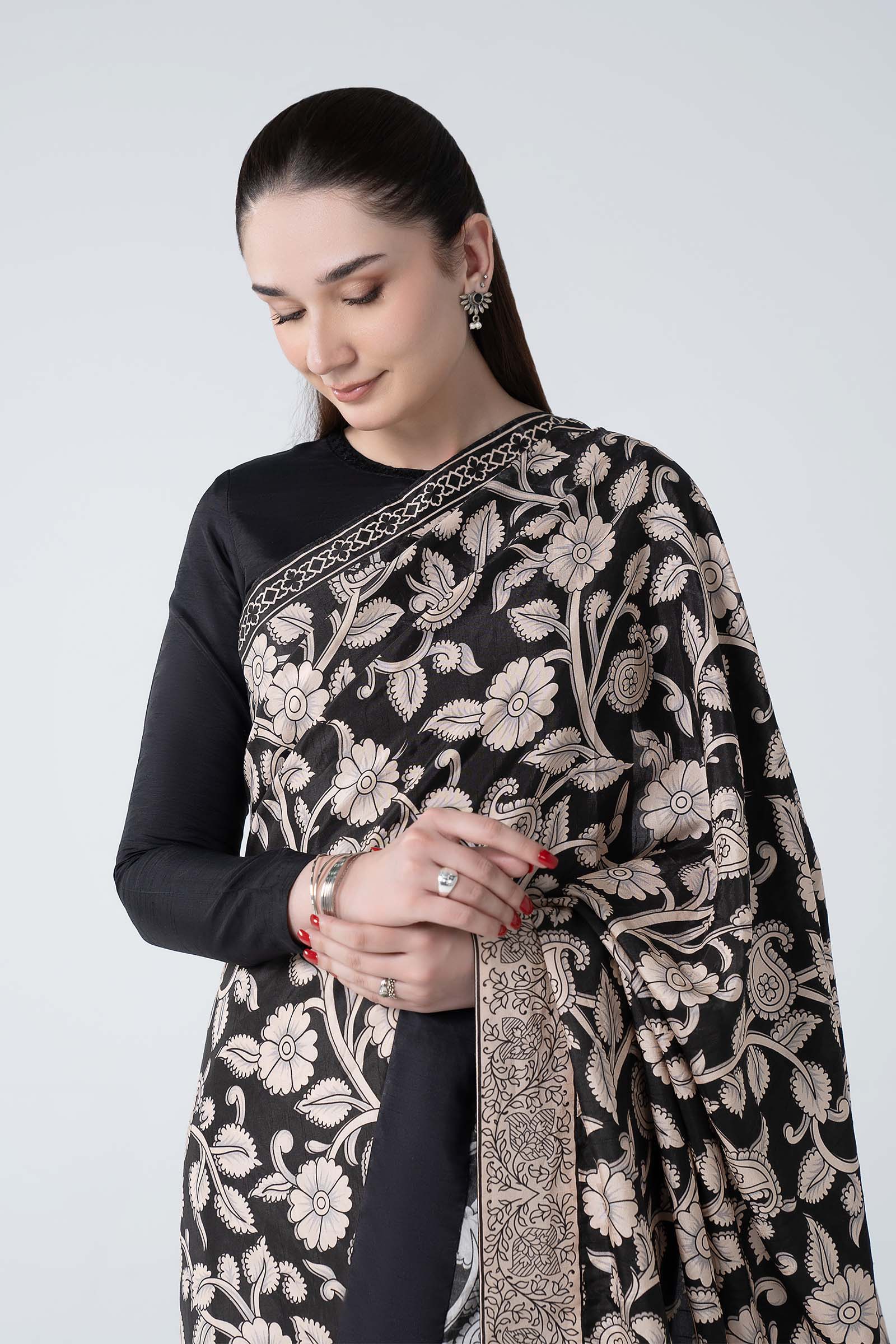 Printed Raw Silk Saree - Image 3