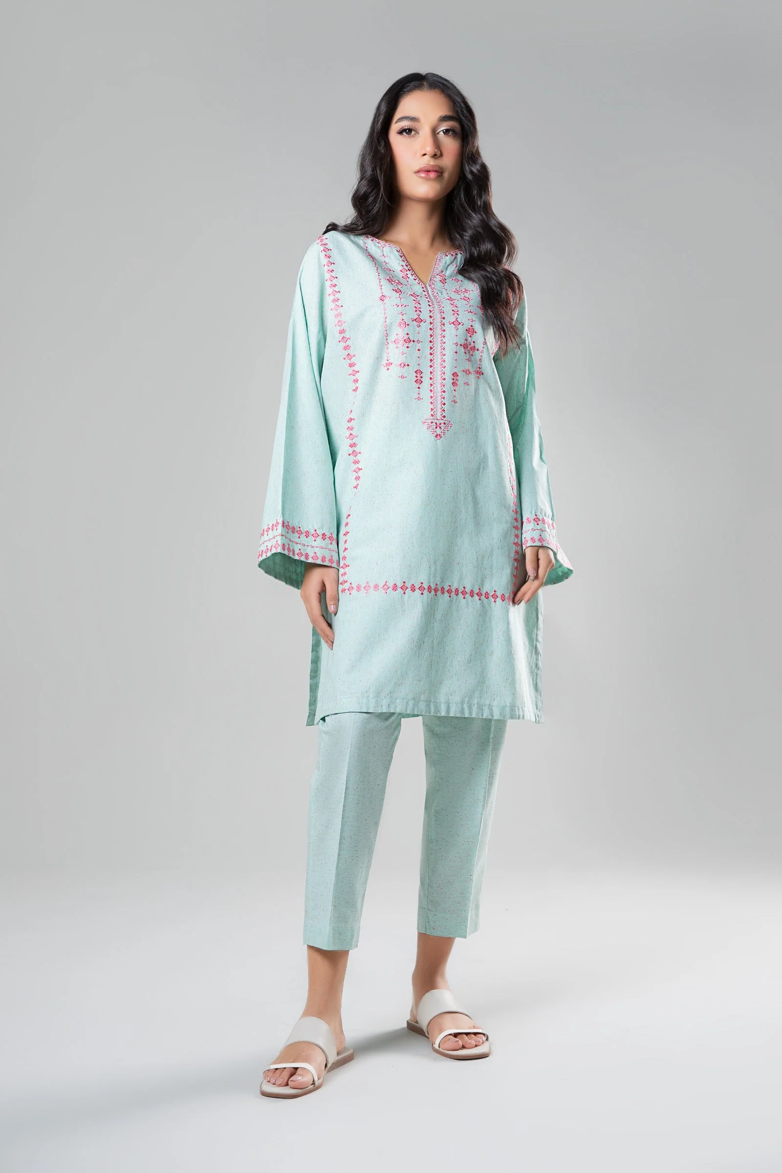 2 Pc Embroidered Neps Suit