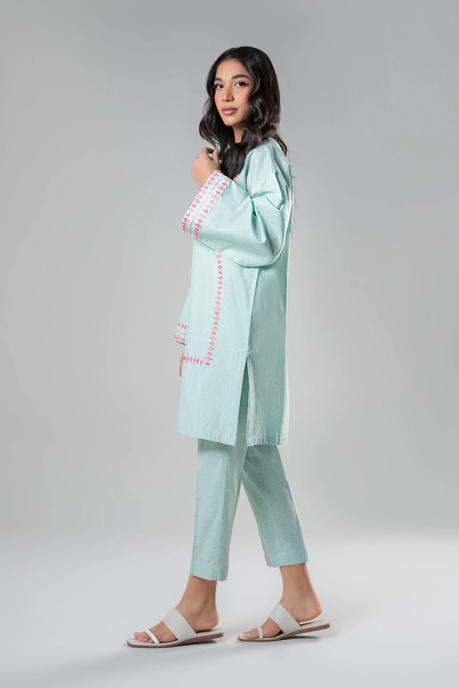2 Pc Embroidered Neps Suit - Image 6
