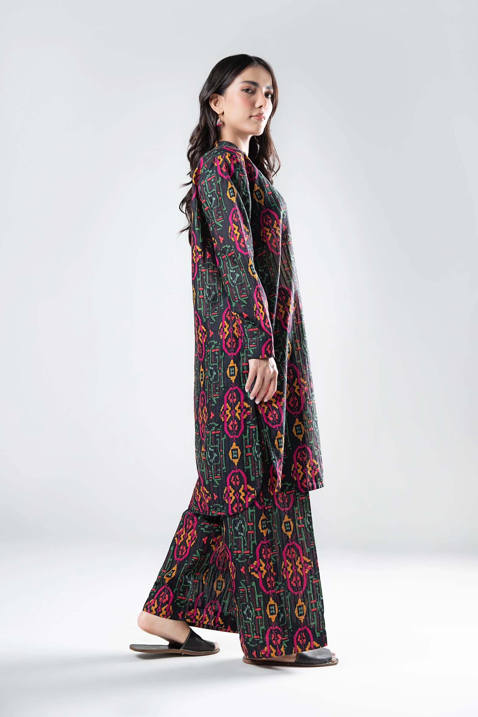 2 Pc Printed Textured Suit - Image 4