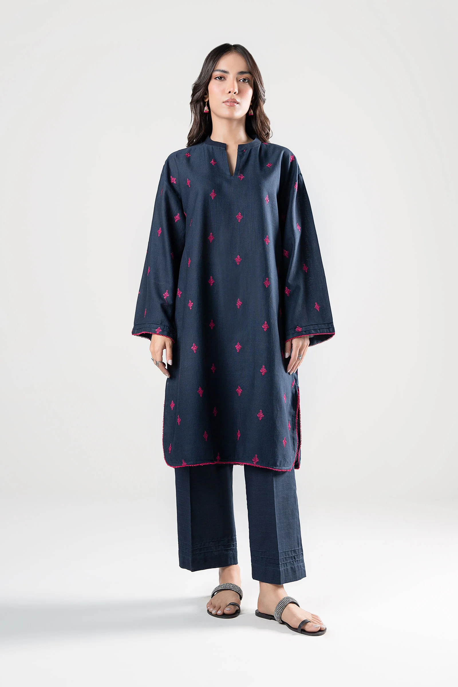 2 Pc Embroidered Khaddar Suit