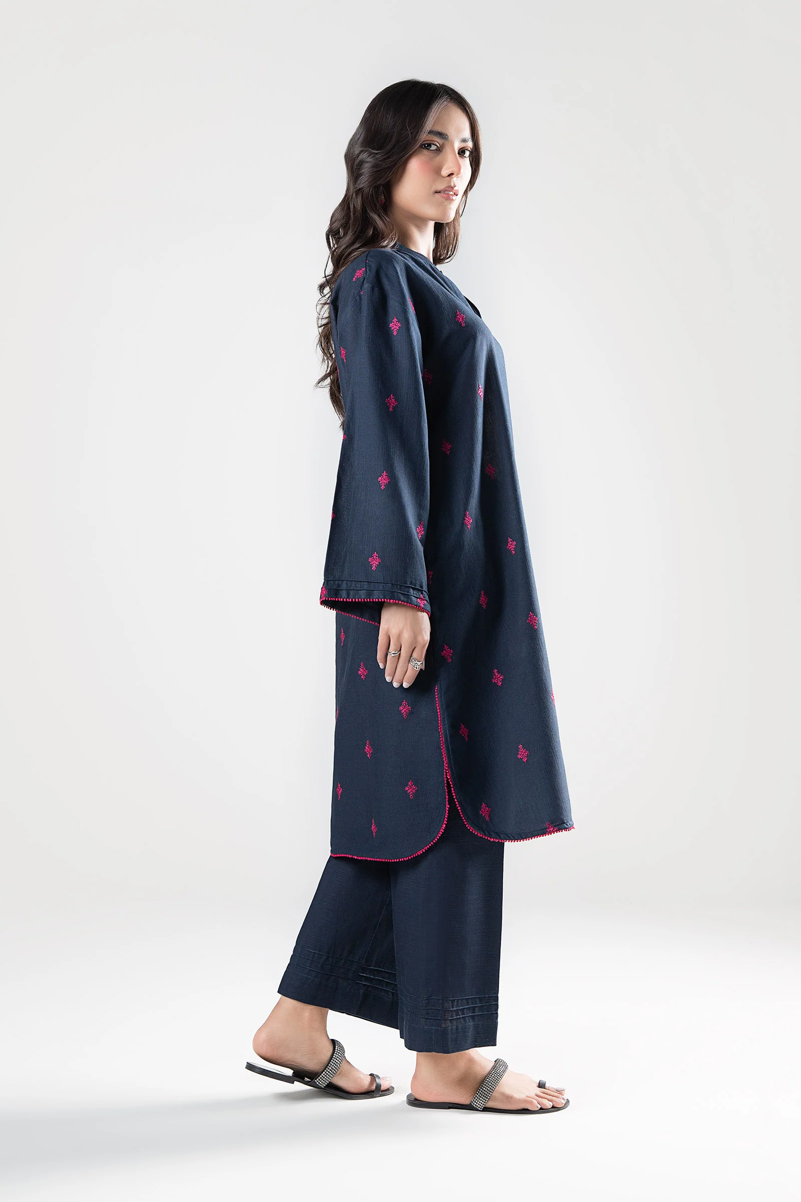 2 Pc Embroidered Khaddar Suit - Image 6