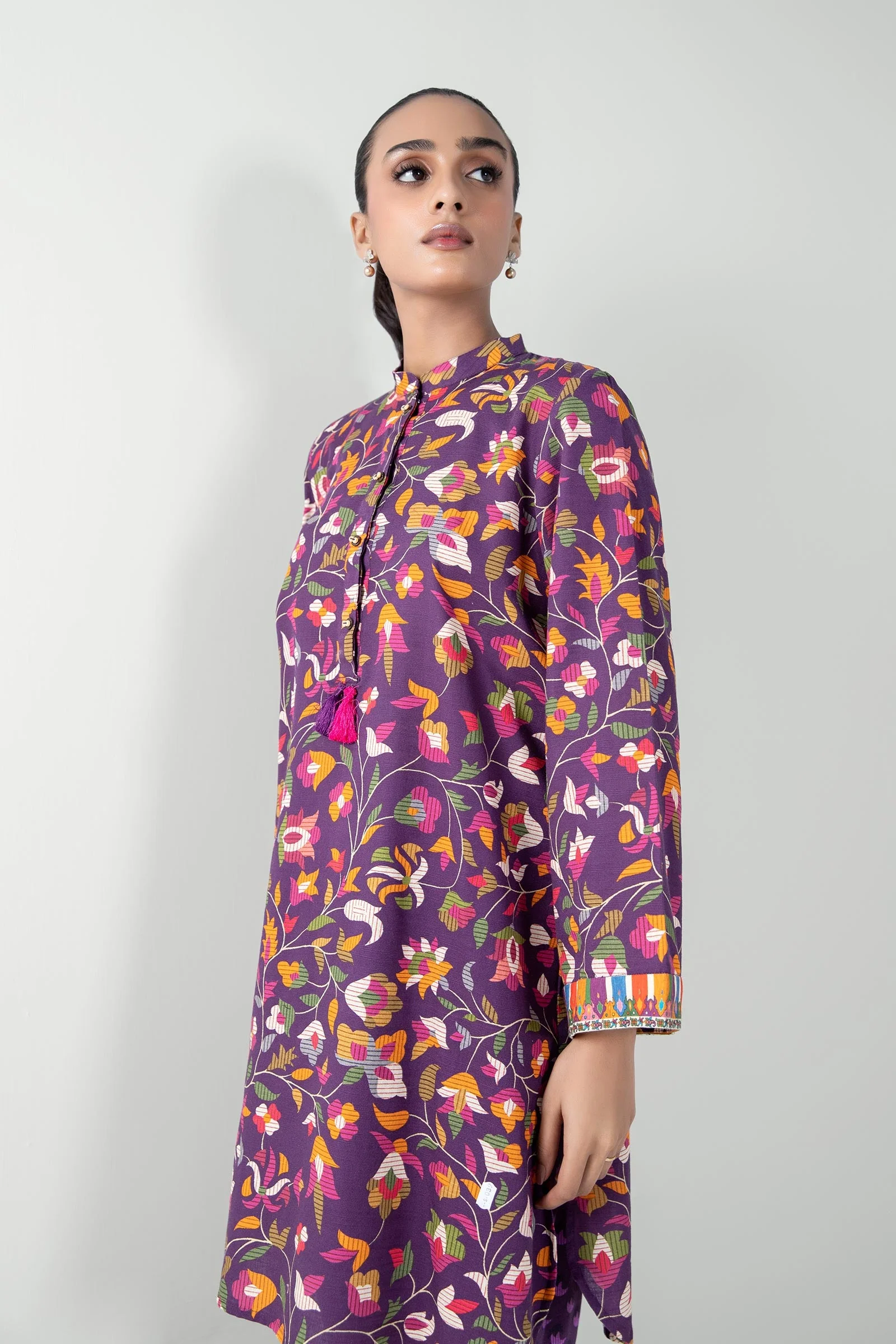 2 Pc Printed Khaddar Suit - Image 3