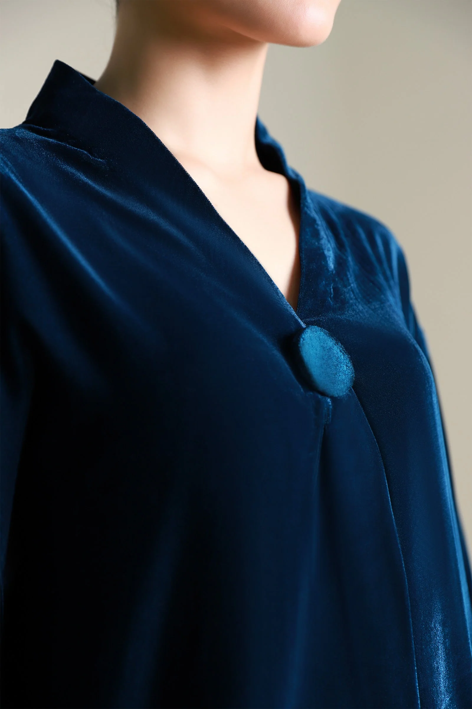 2 Pc Dyed Velvet Suit - Image 6