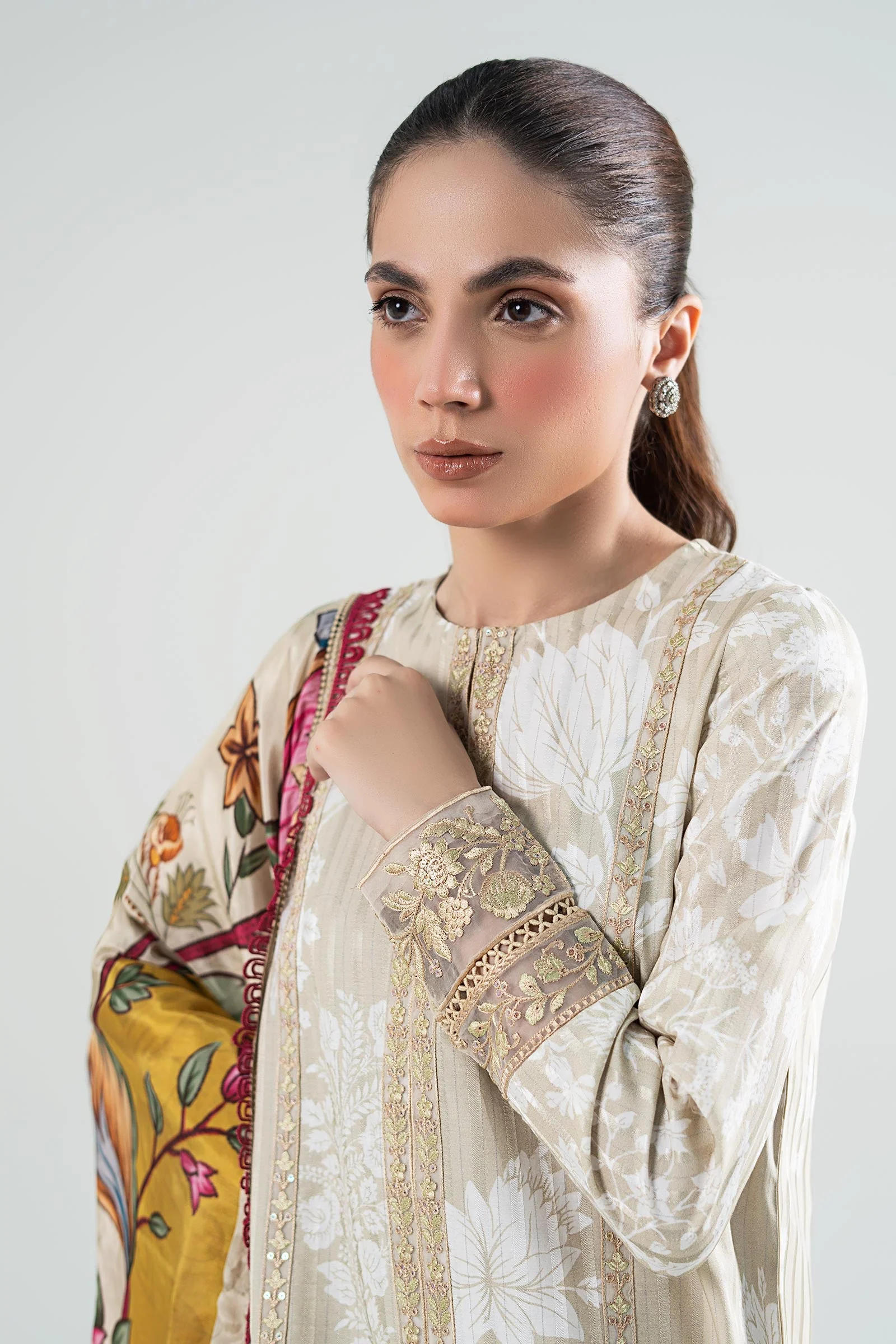 3 Pc Printed Textured Suit - Image 2