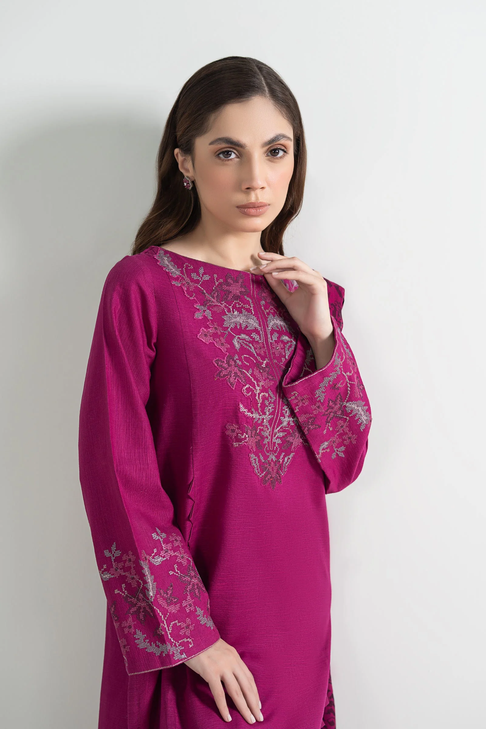 2 Pc Embroidered Khaddar Suit - Image 3