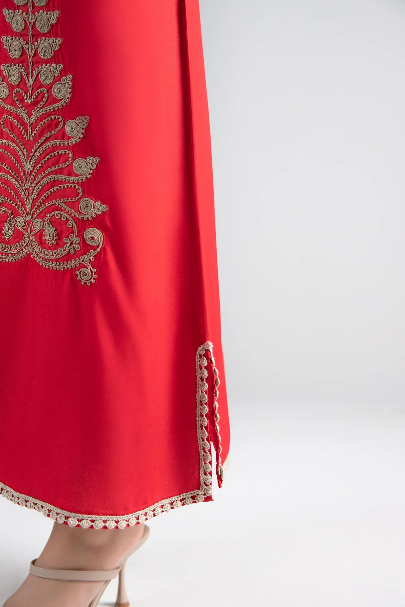 Embroidered Linen Shirt - Image 6
