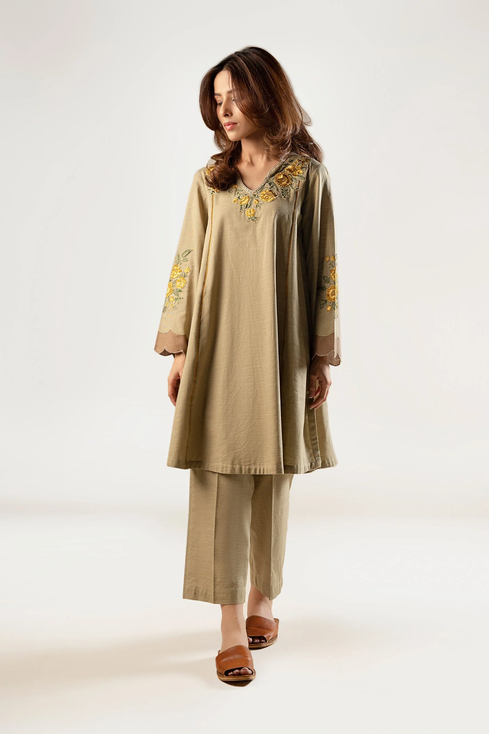 2 Pc Embroidered Khaddar Suit - Image 6
