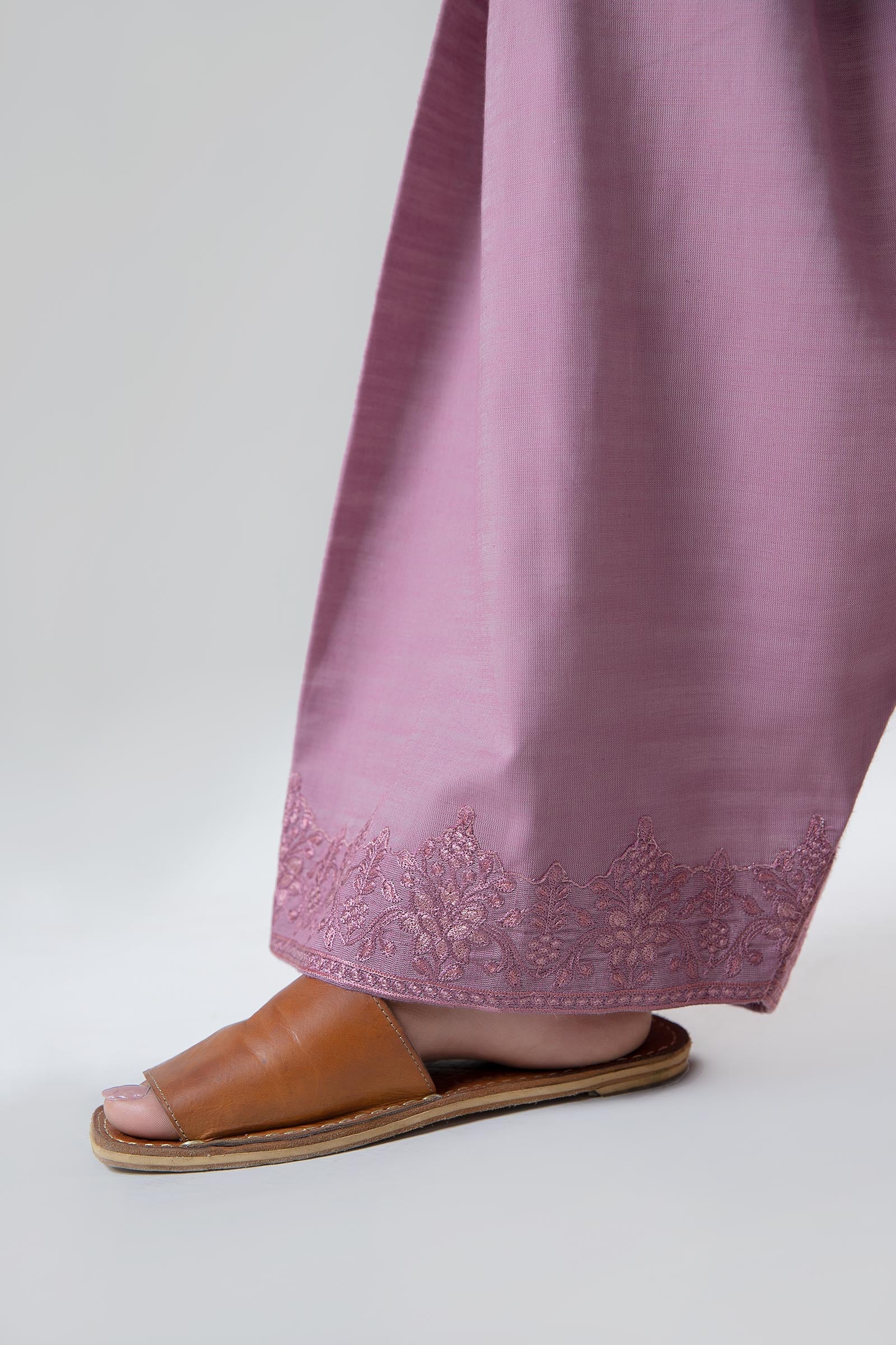 2 Pc Embroidered Yarn Dyed Suit - Image 7