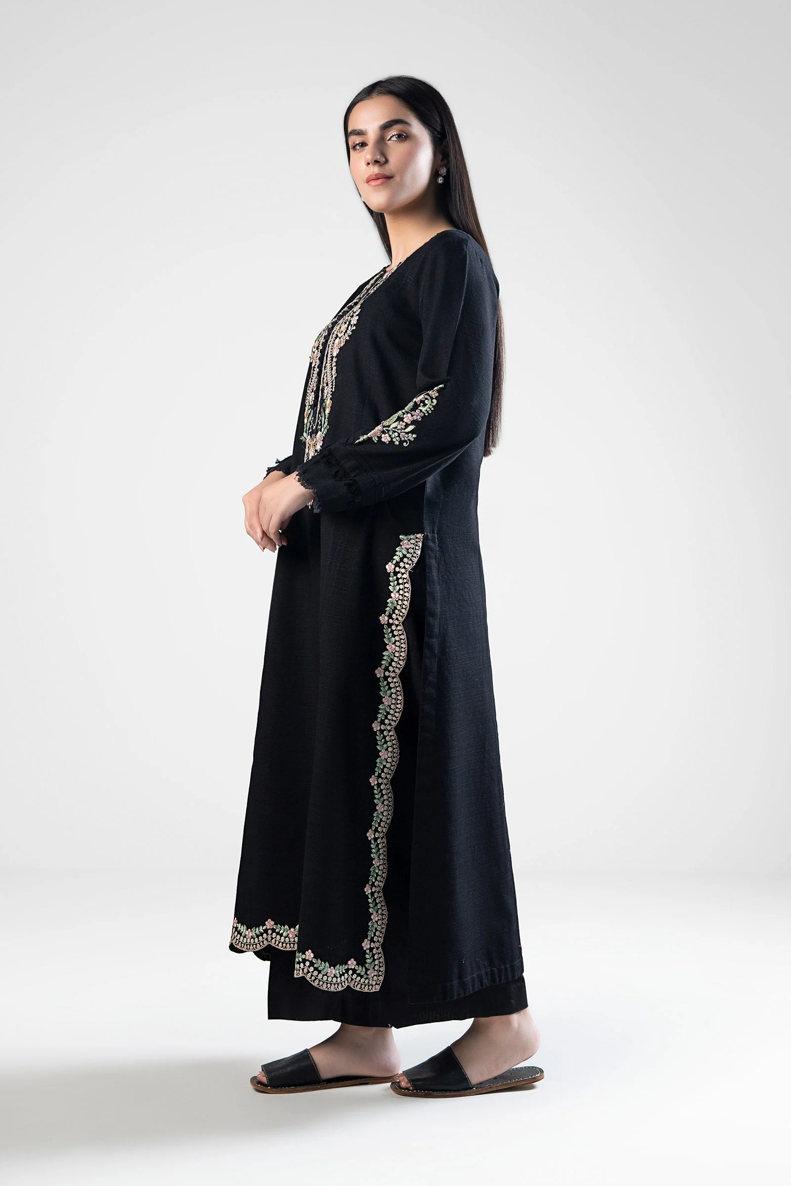 Embroidered Khaddar Shirt - Image 2