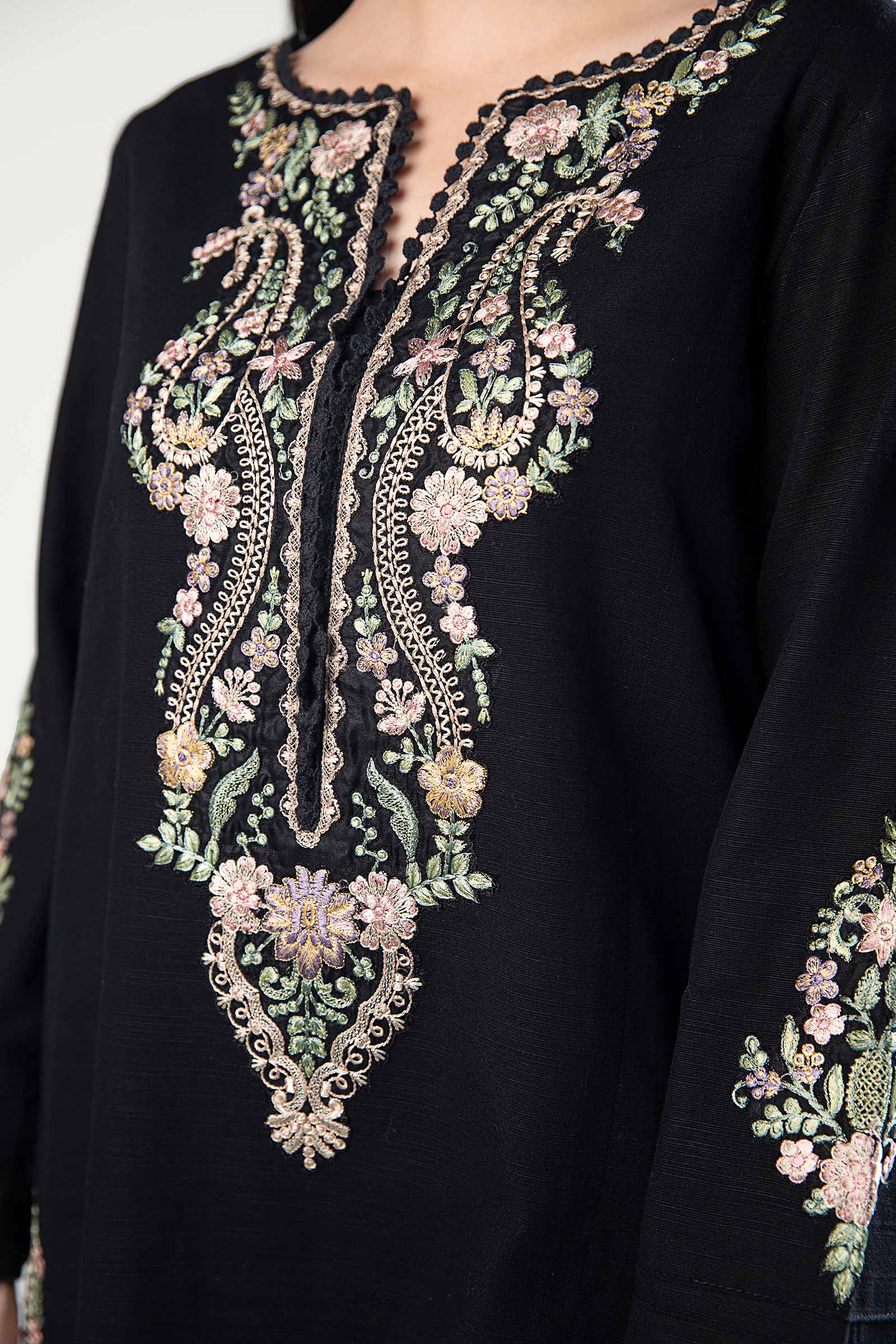 Embroidered Khaddar Shirt - Image 3