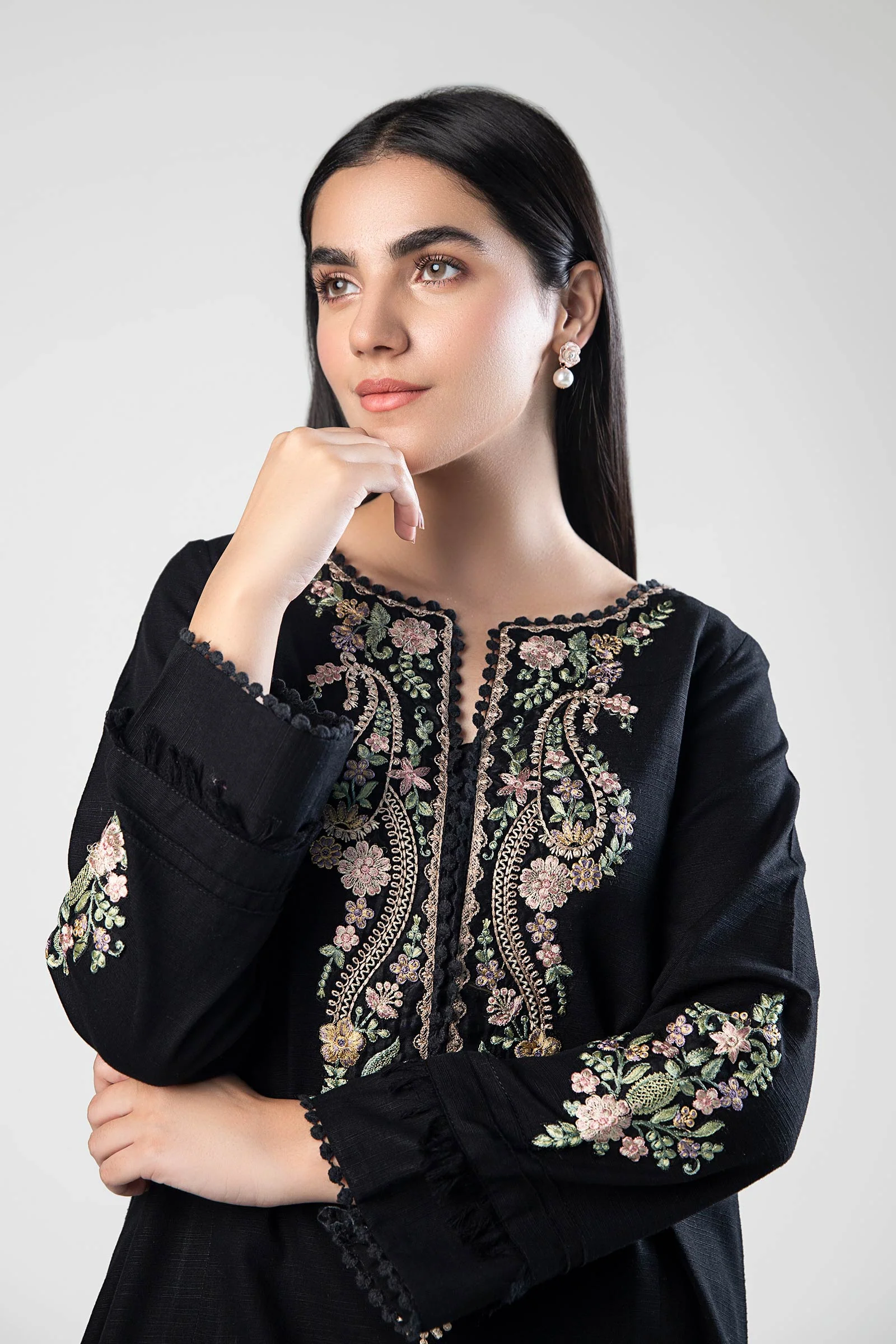 Embroidered Khaddar Shirt - Image 5