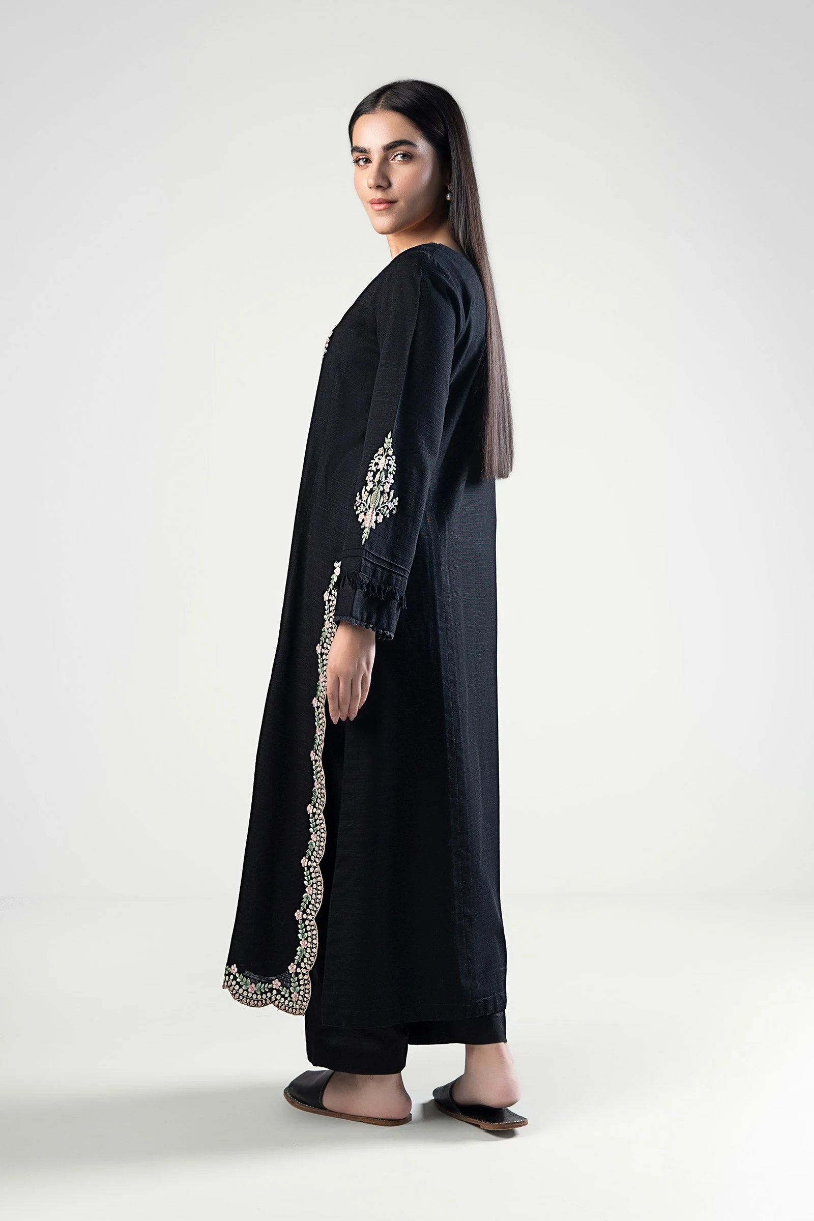 Embroidered Khaddar Shirt - Image 7