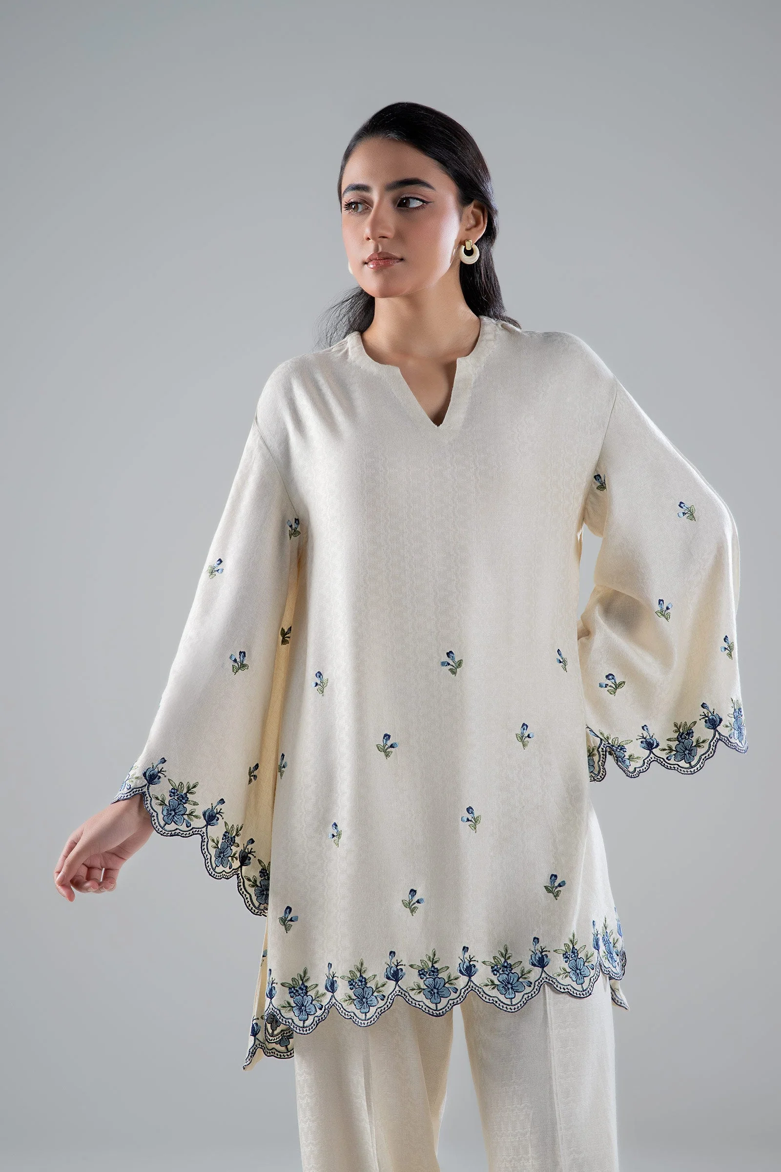 2 Pc Embroidered Linen Suit - Image 3