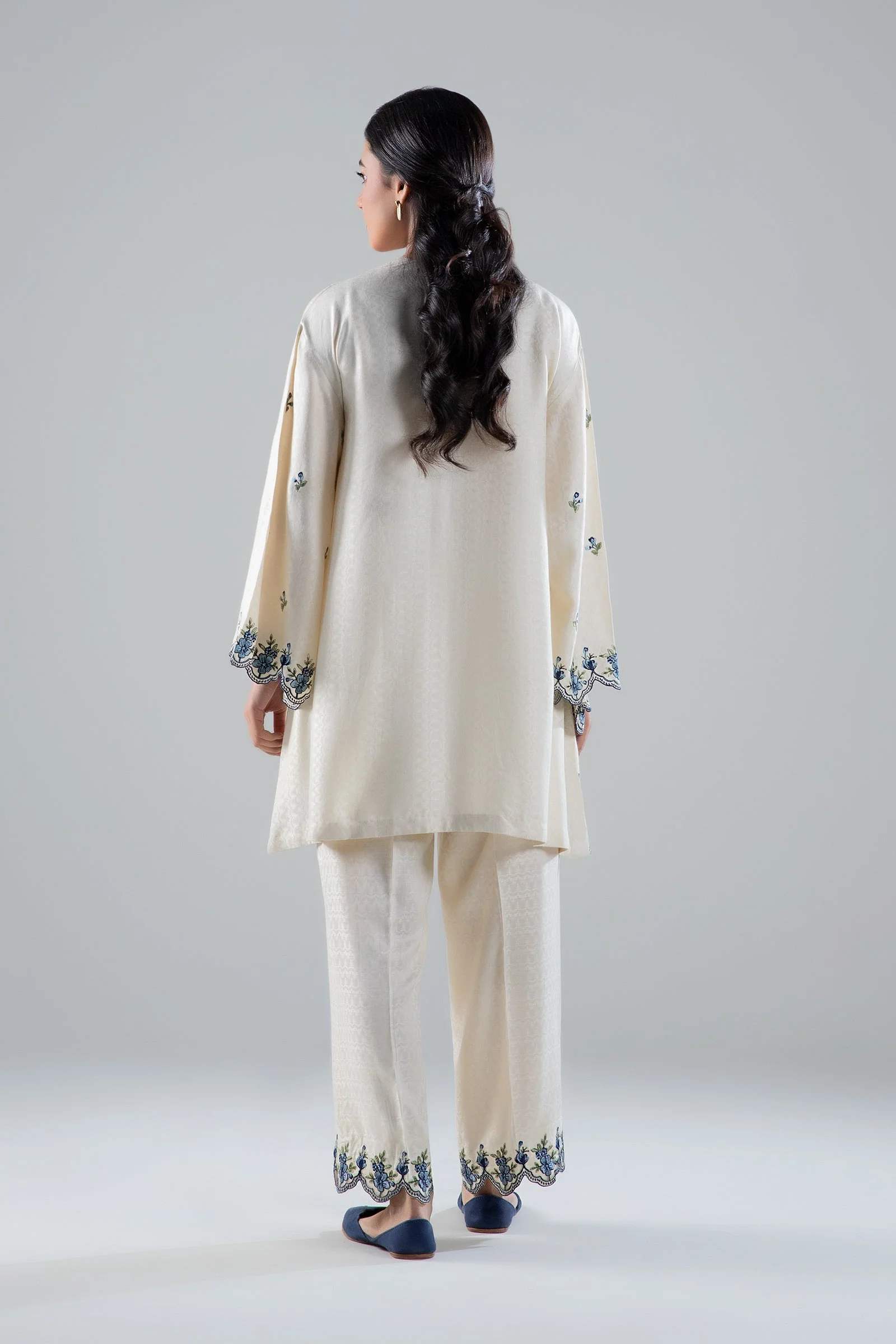 2 Pc Embroidered Linen Suit - Image 8
