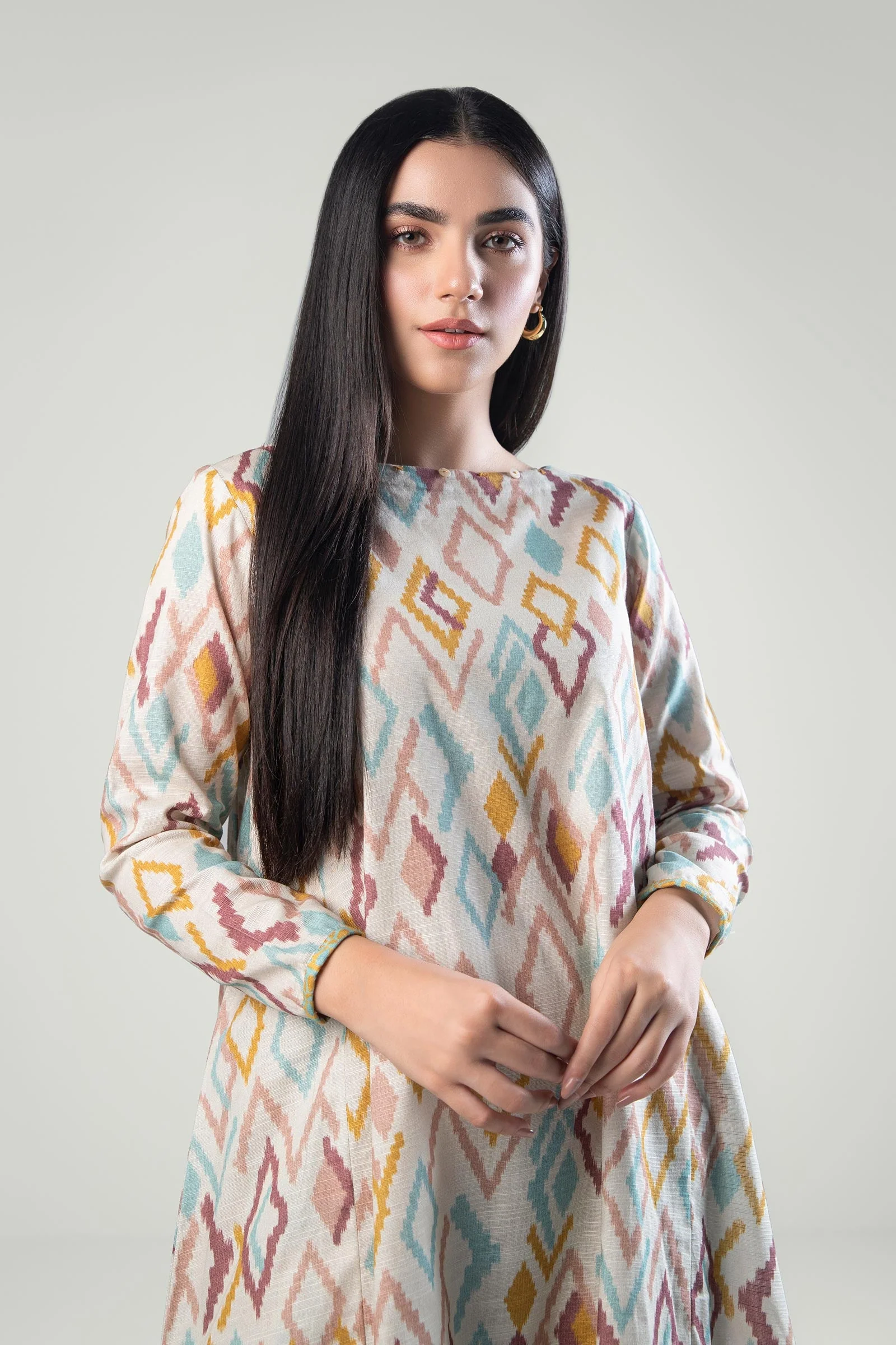 2 Pc Printed Khaddar Suit - Image 5