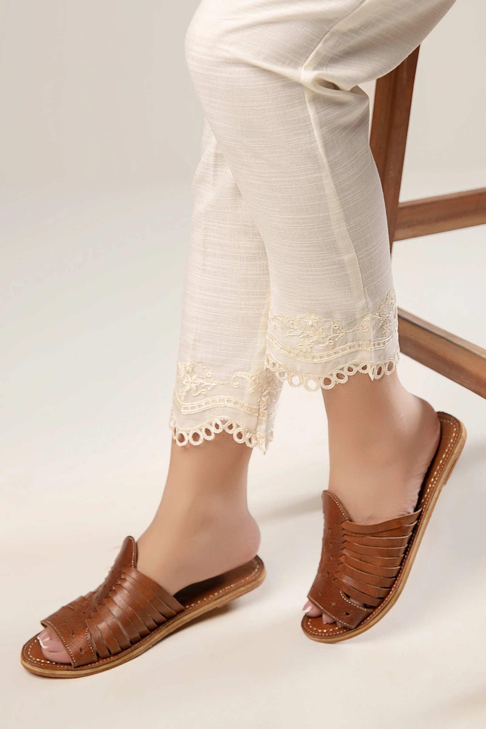 Embroidered Khaddar Trouser