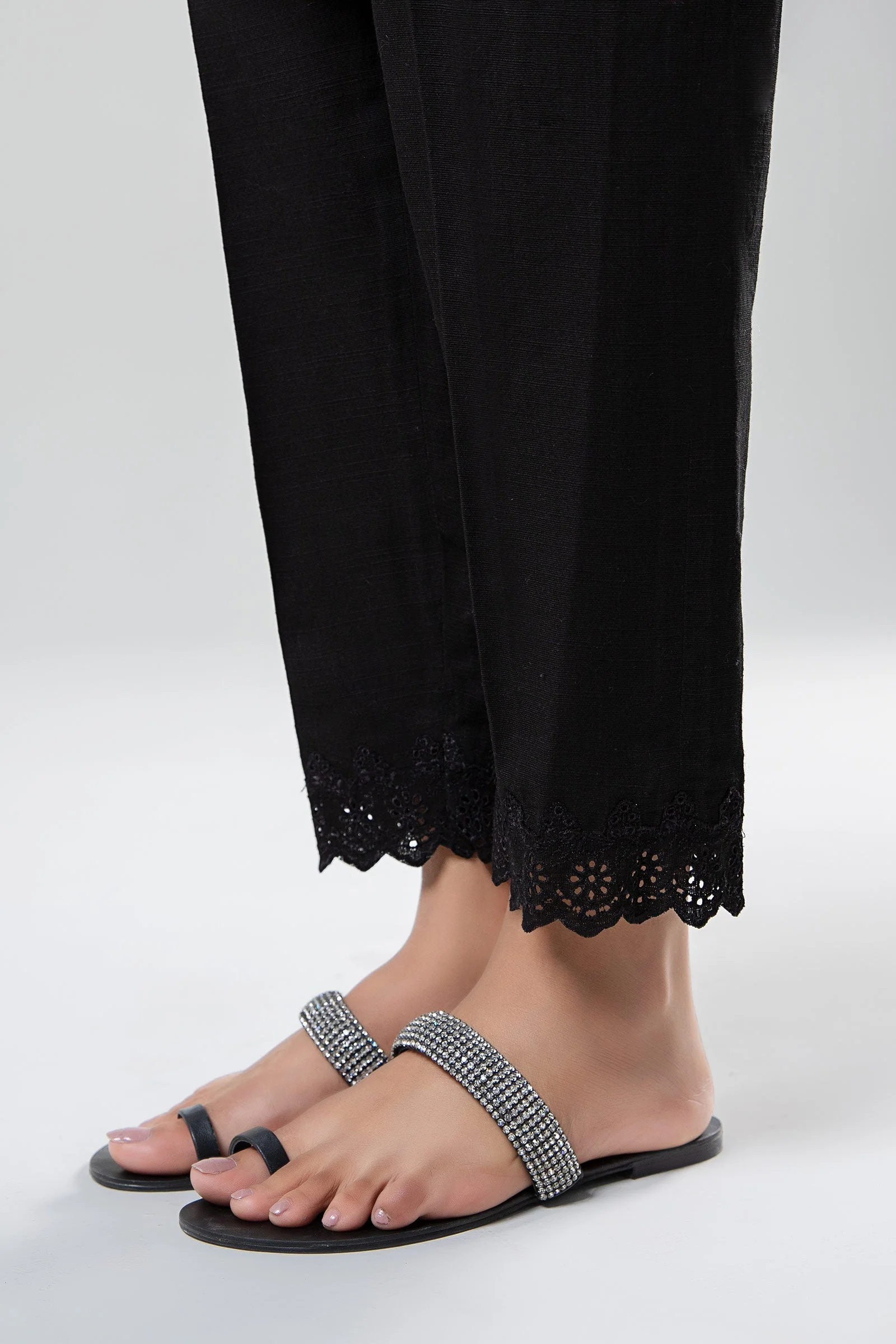 Embroidered Khaddar Trouser - Image 3