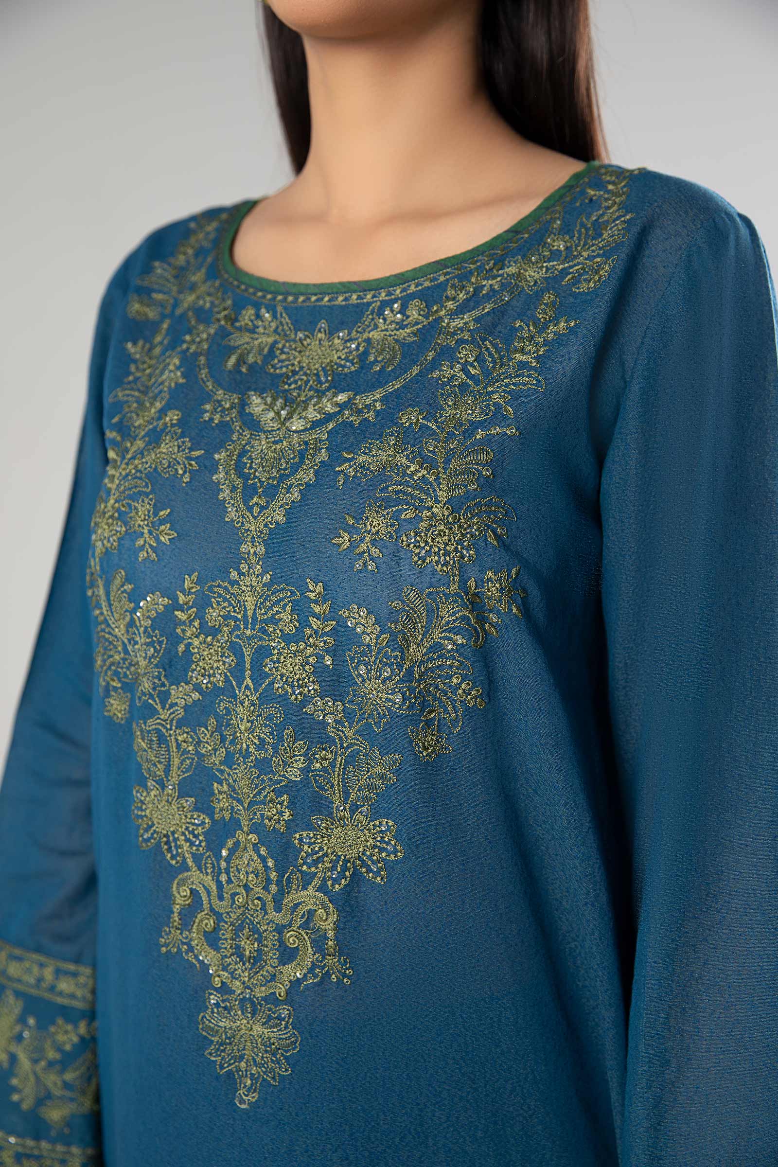 3 Pc Embroidered Neps Suit - Image 5