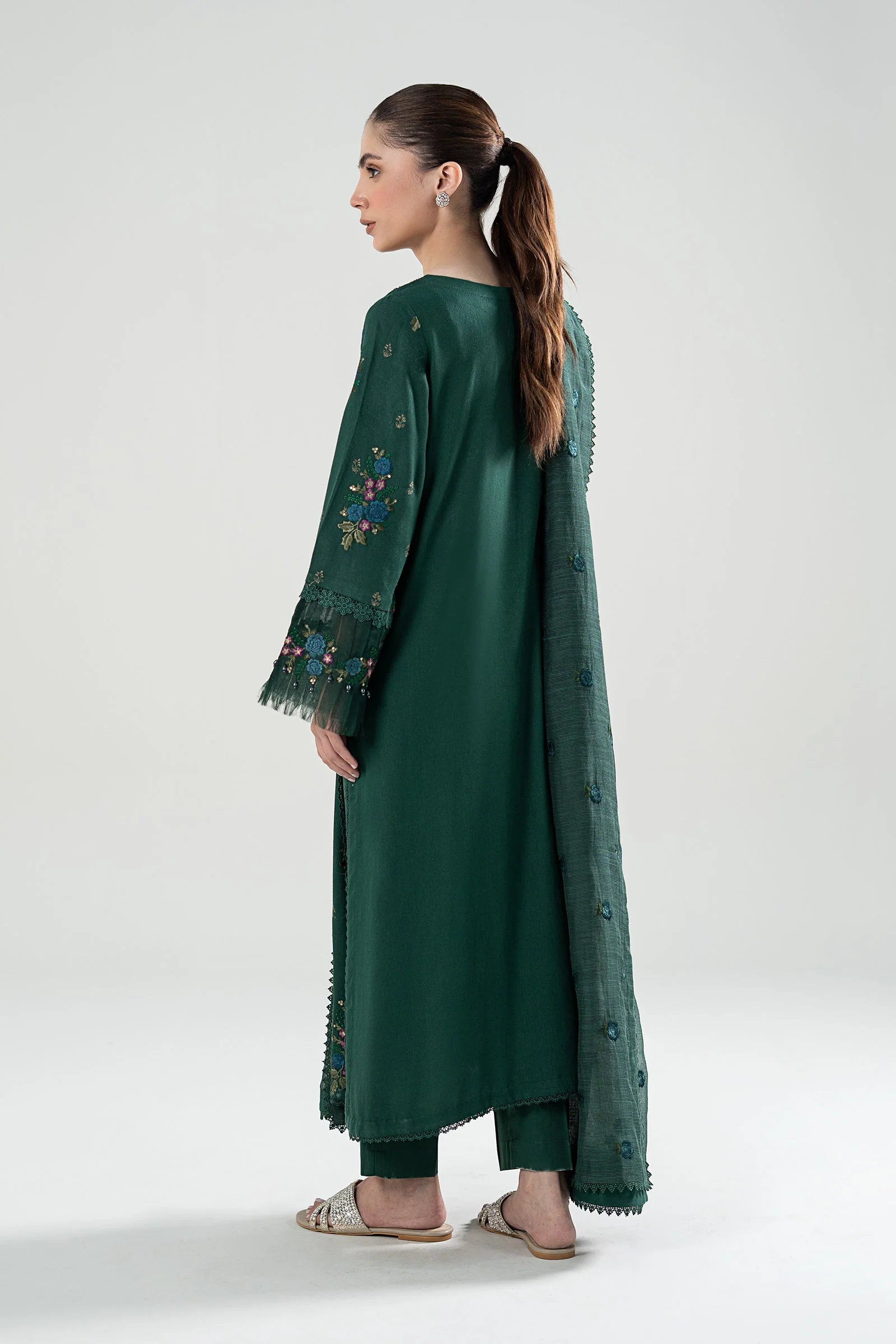 3 Pc Embroidered Karandi Suit - Image 6