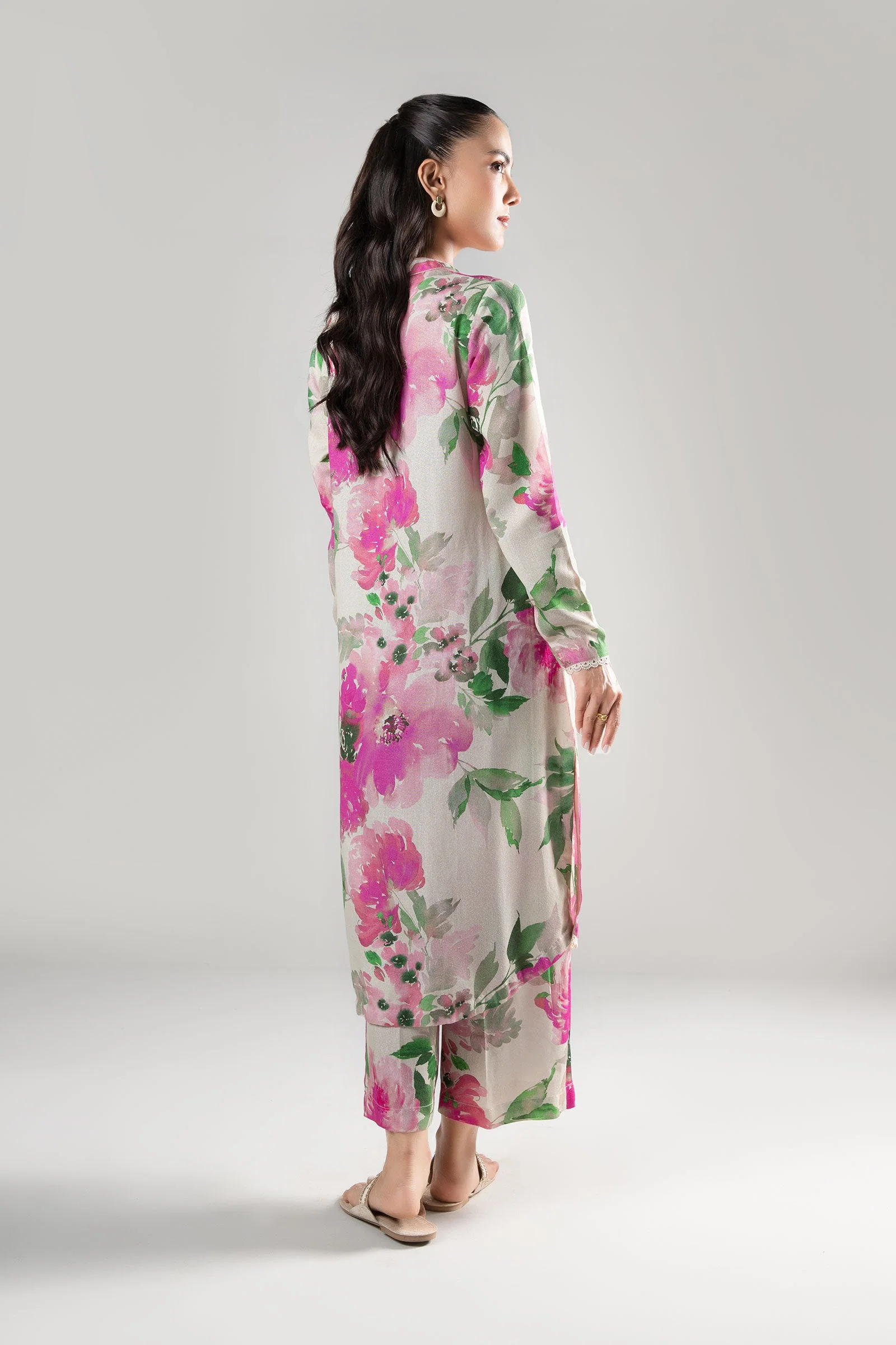 2 Pc Printed Karandi Suit - Image 5