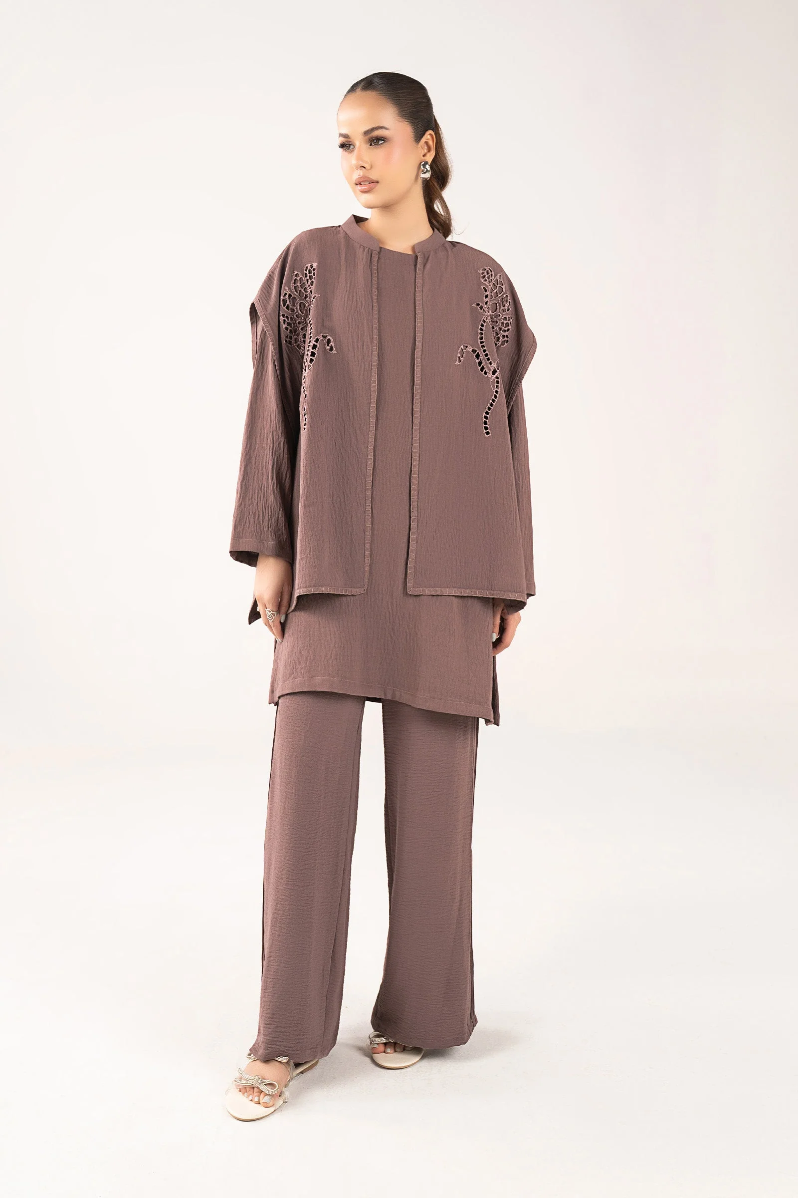 3 Pc Embroidered Poly Wrinkle Suit