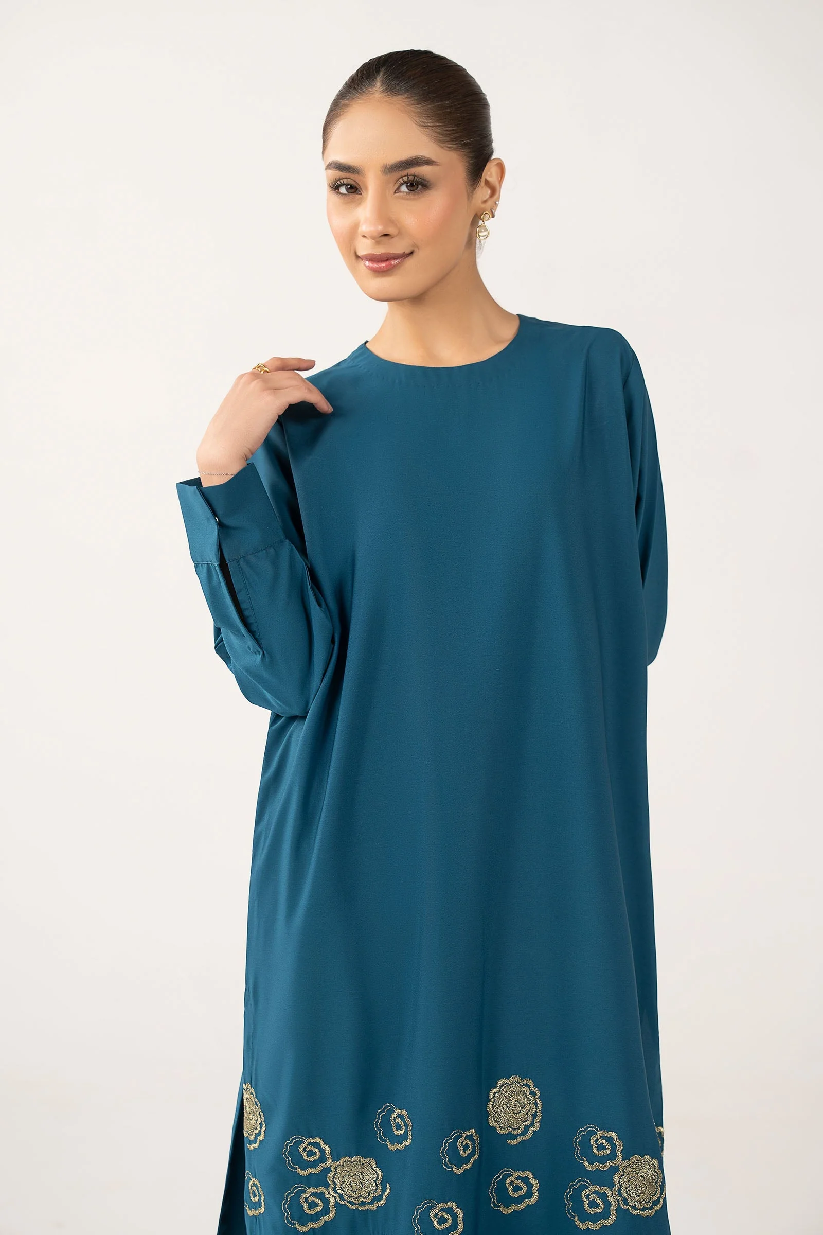 2 Pc Embroidered Crepe Suit - Image 3