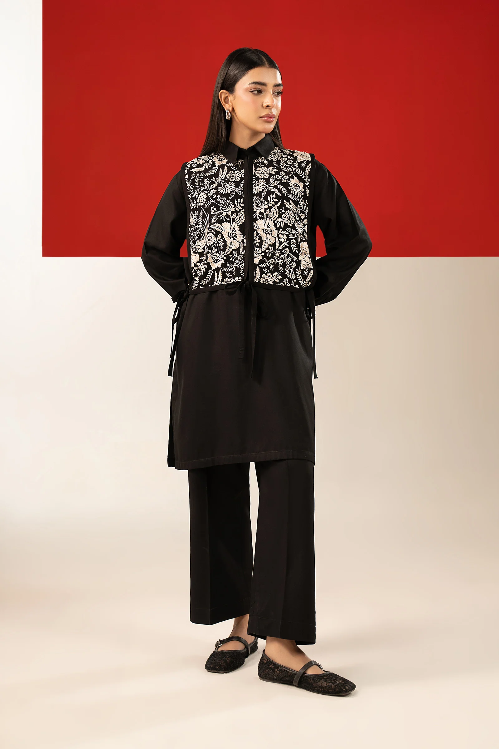 2 Pc Embroidered Linen Suit