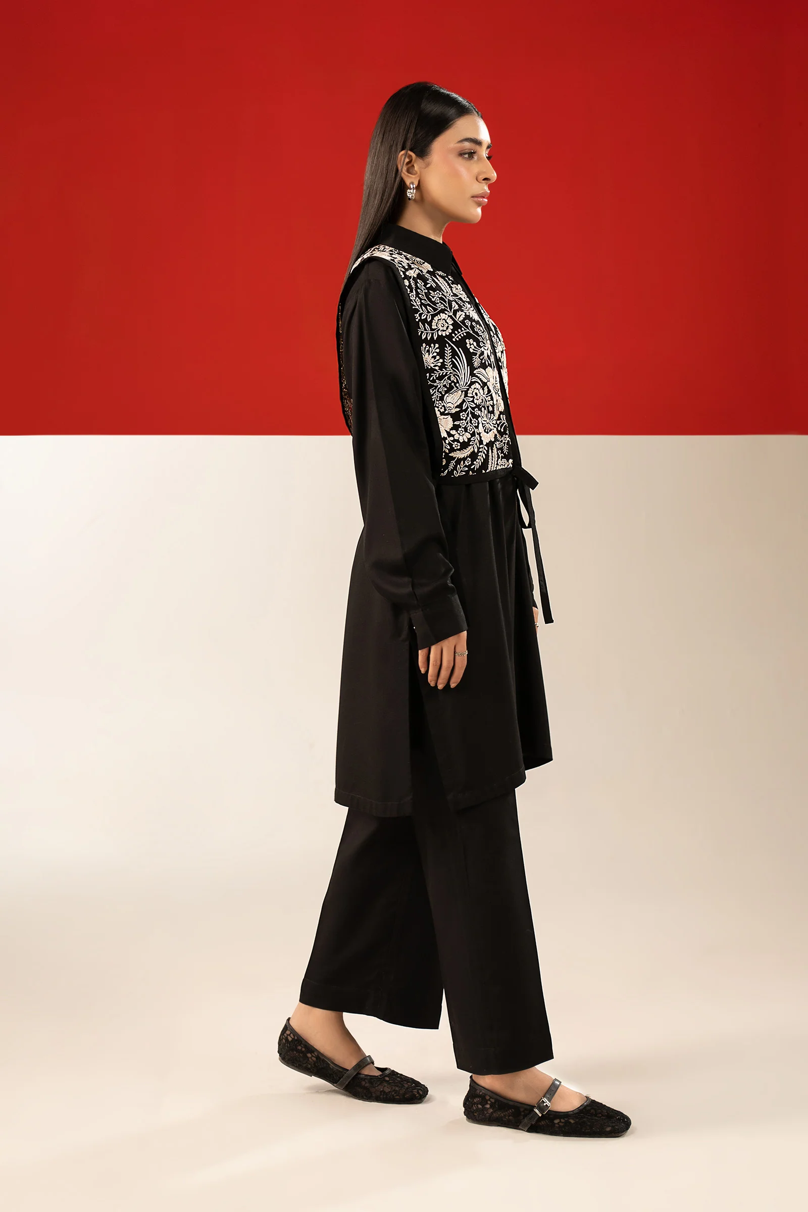 2 Pc Embroidered Linen Suit - Image 7