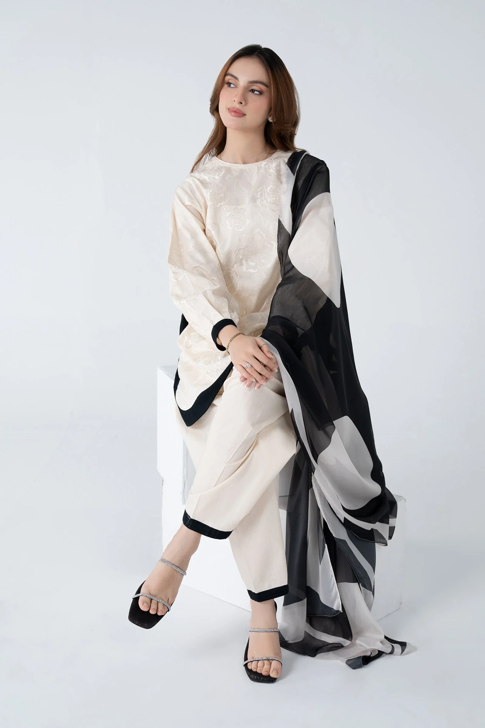 3 Pc Printed Cambric Suit - Image 2