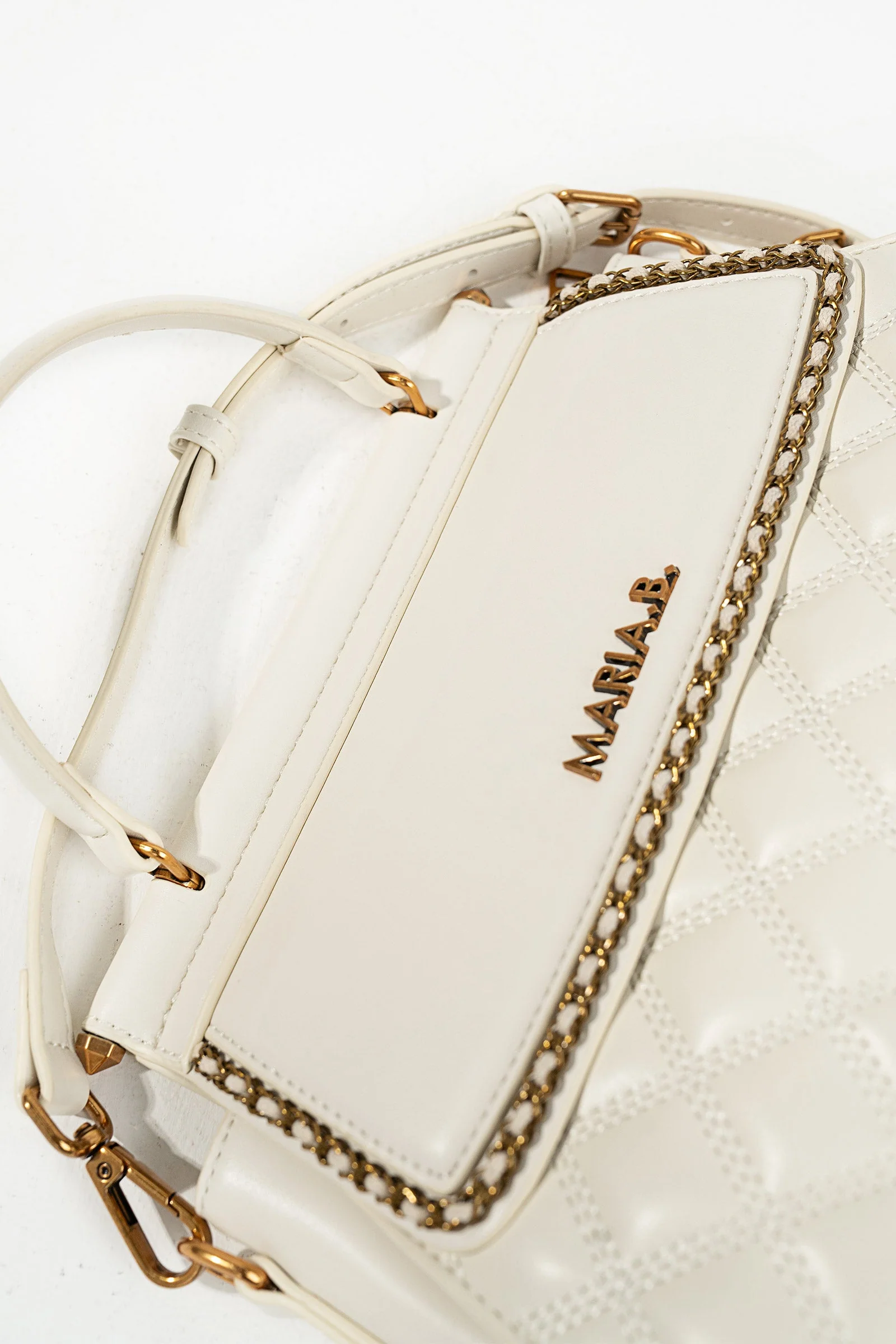 Classic Quilted Handbag - Image 6