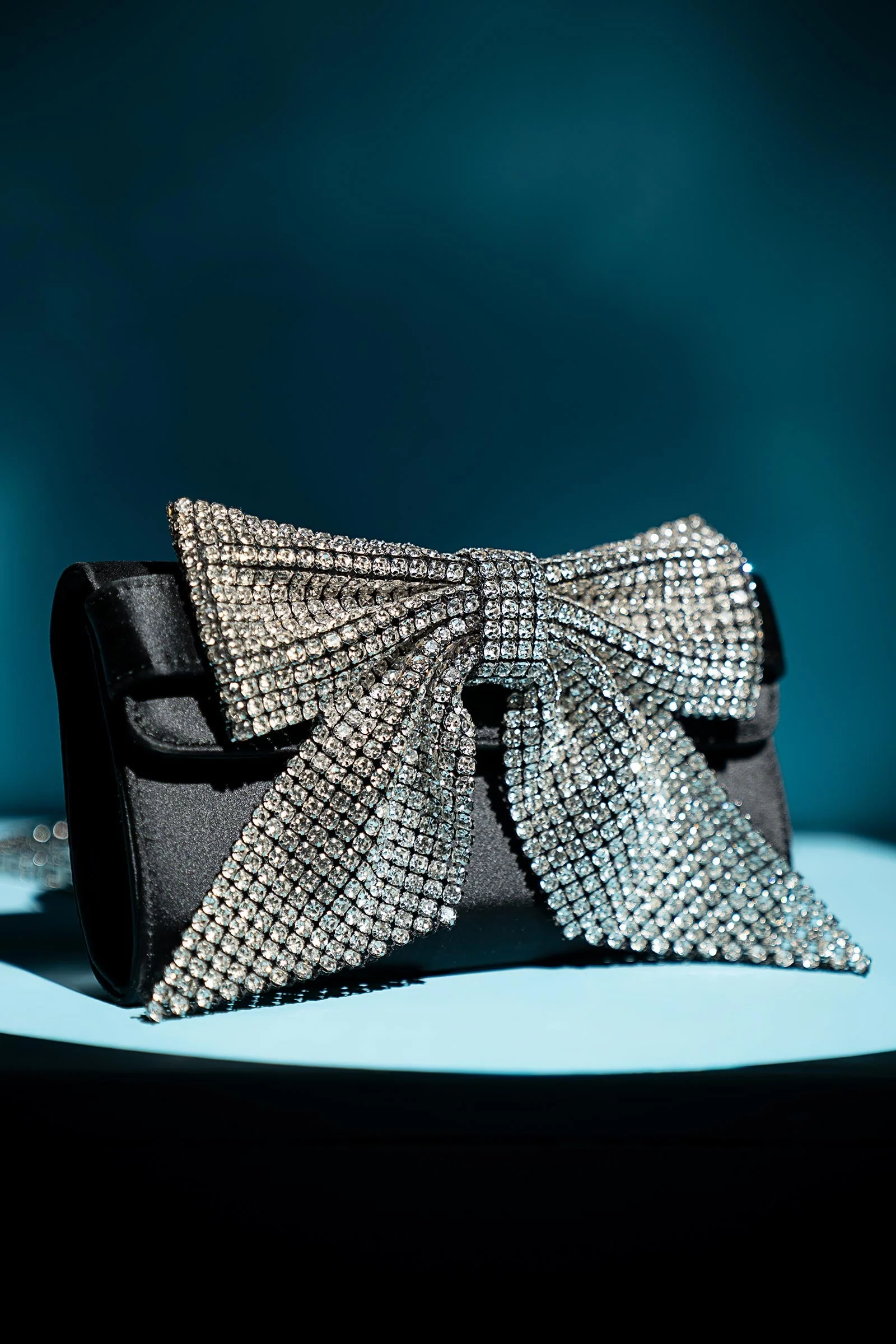 Bow Clutch - Image 3