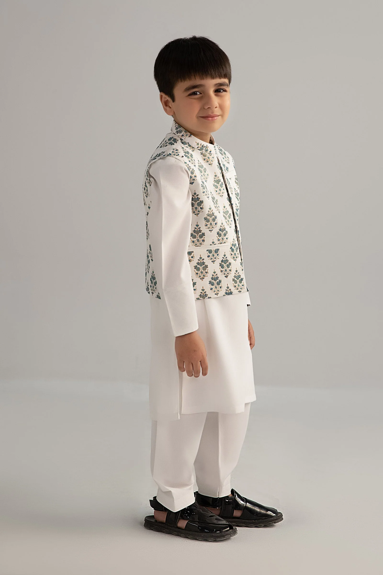 3 Piece Printed Blended Suit - Image 2