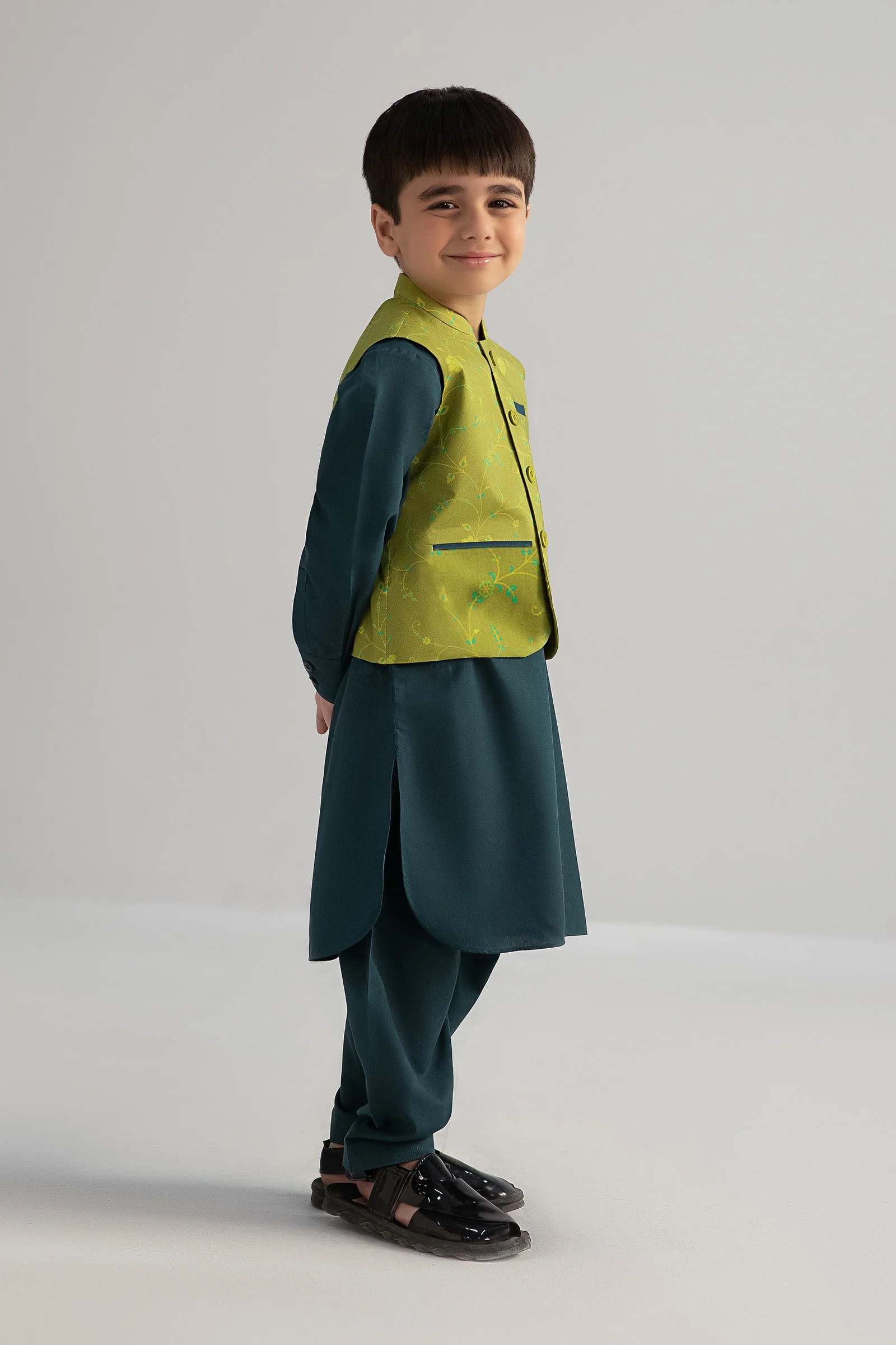 3 Piece Printed Blended Suit - Image 3