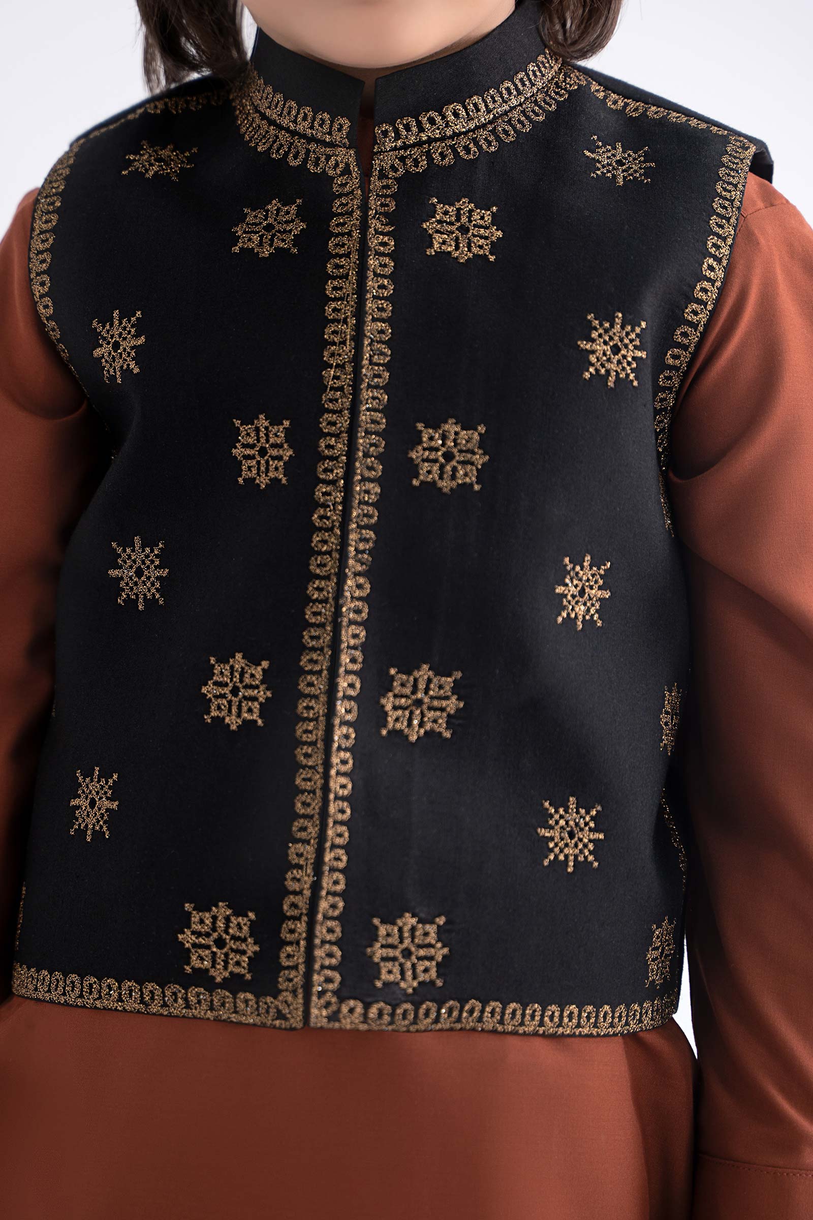 3 Piece Embroidered Blended Suit - Image 3