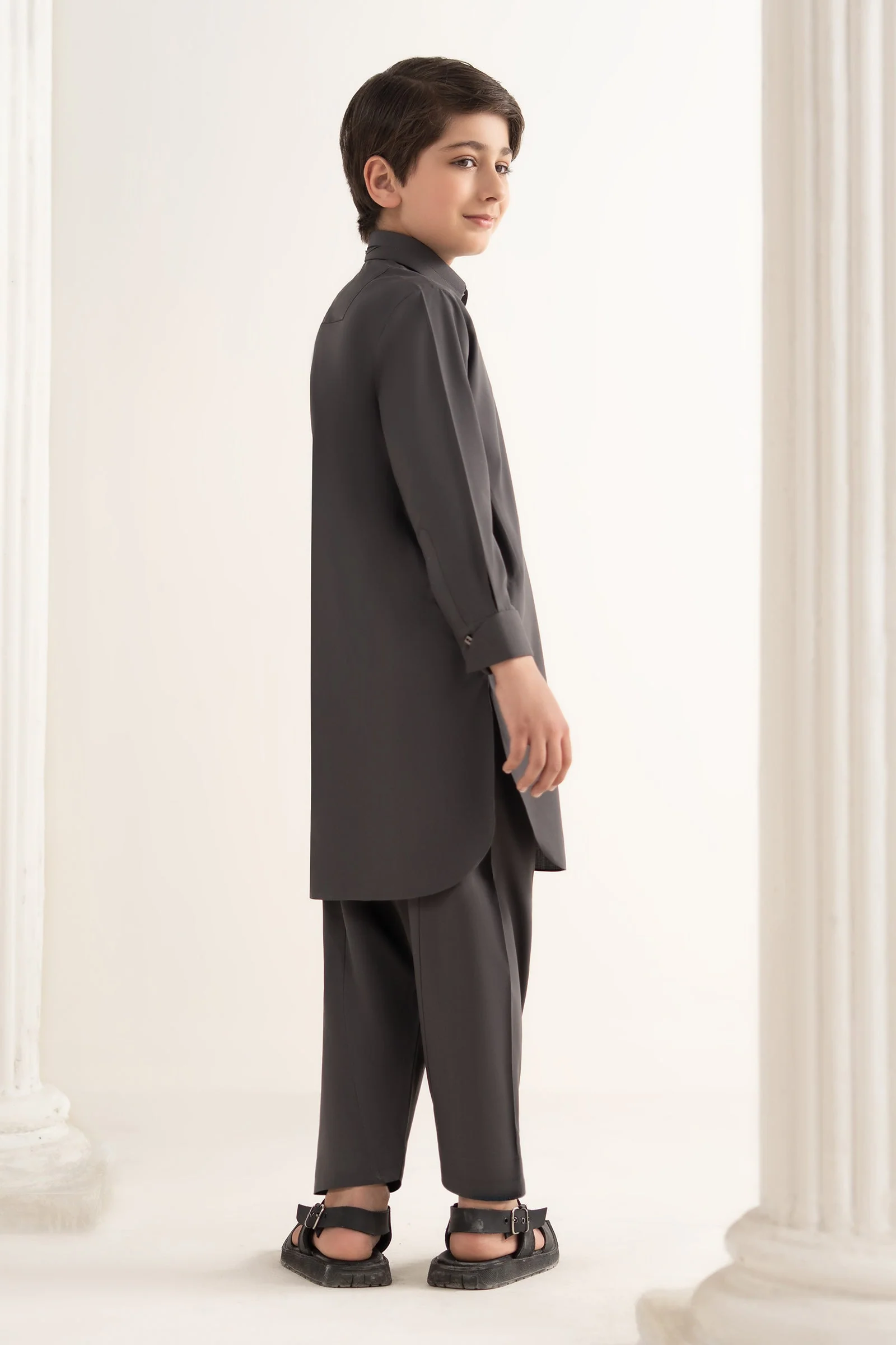 2 Piece Blended Suit - Image 7