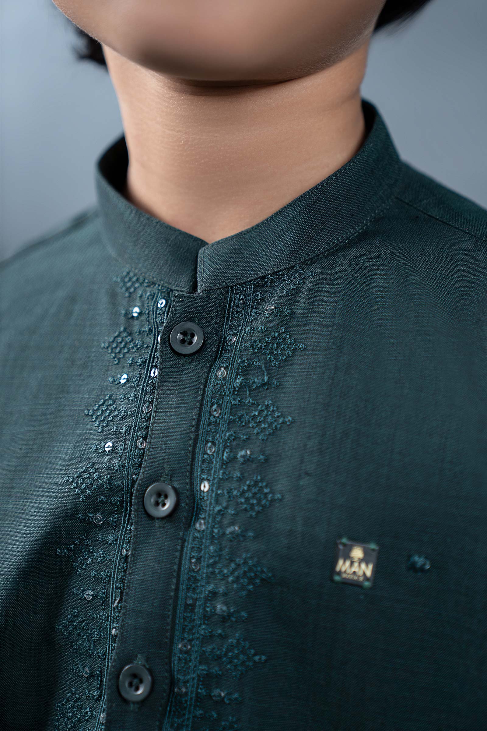 2 Piece Blended Khaddar Suit - Image 3