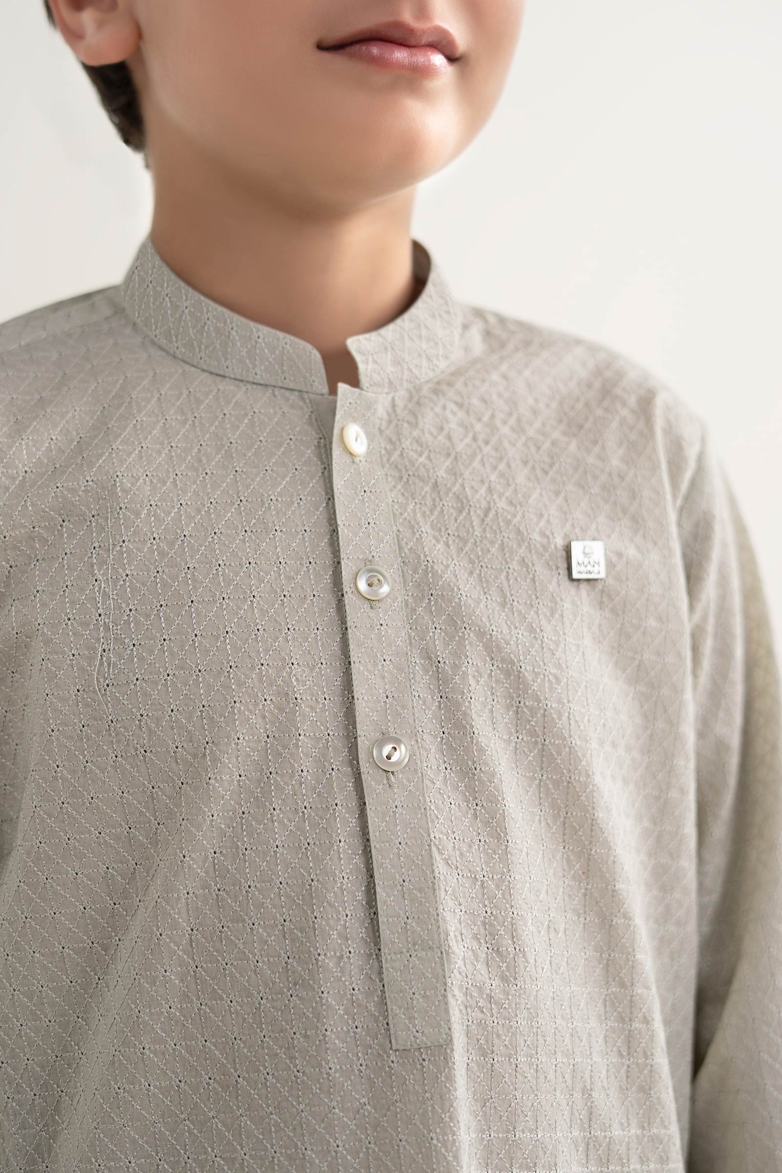 Embroidered Lawn Kurta - Image 4