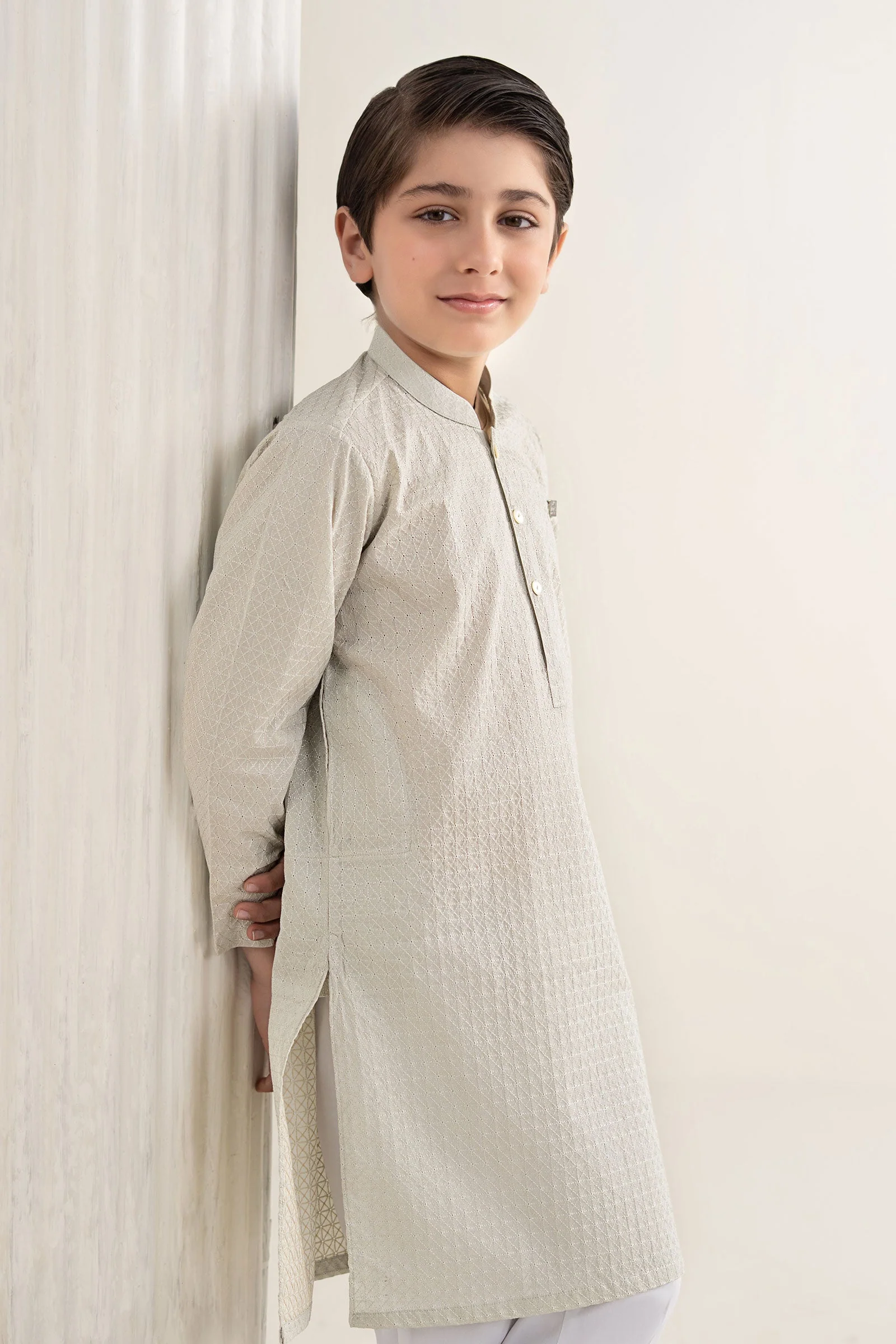 Embroidered Lawn Kurta - Image 6