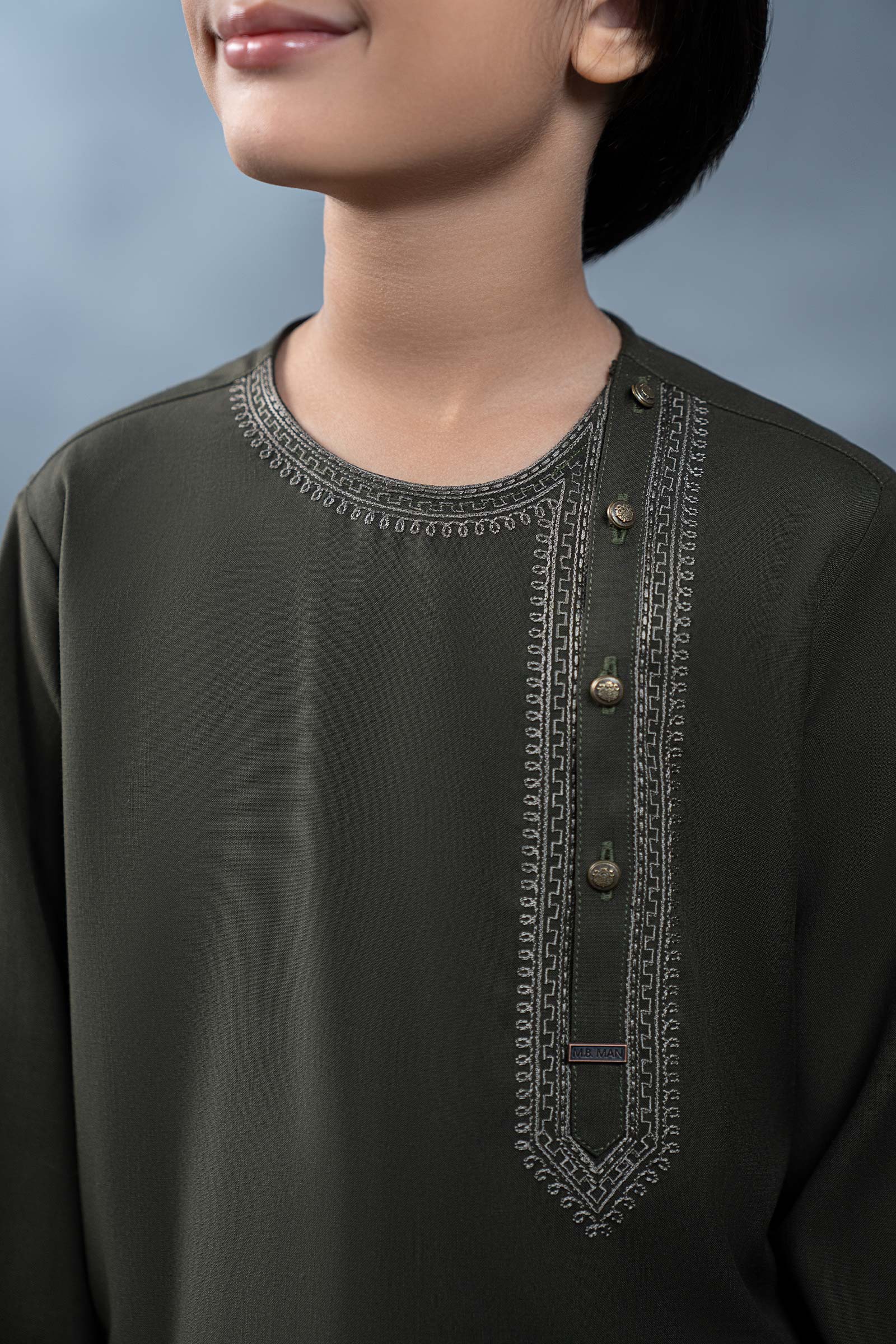 Embroidered Blended Kurta - Image 4