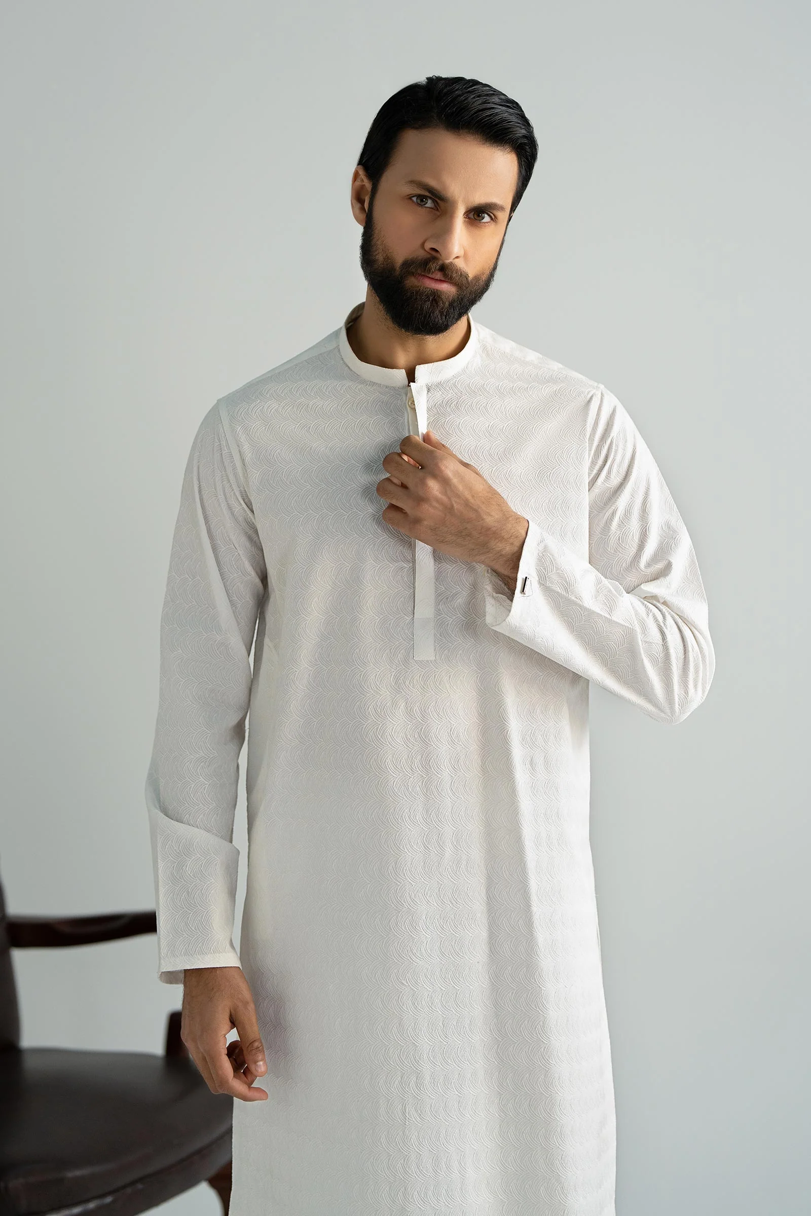 Embroidered Cotton Kurta - Image 2