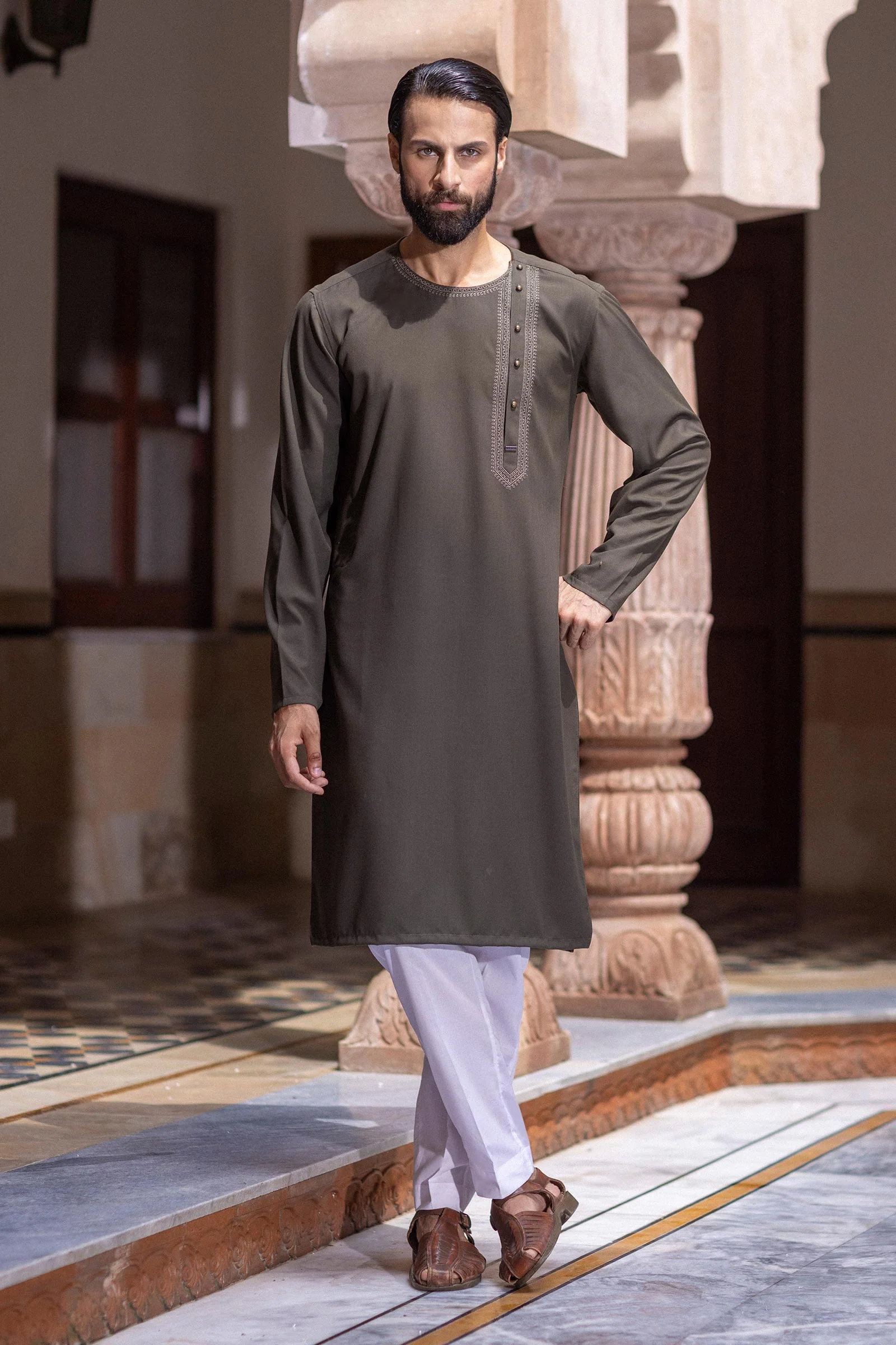 Embroidered Blended Kurta
