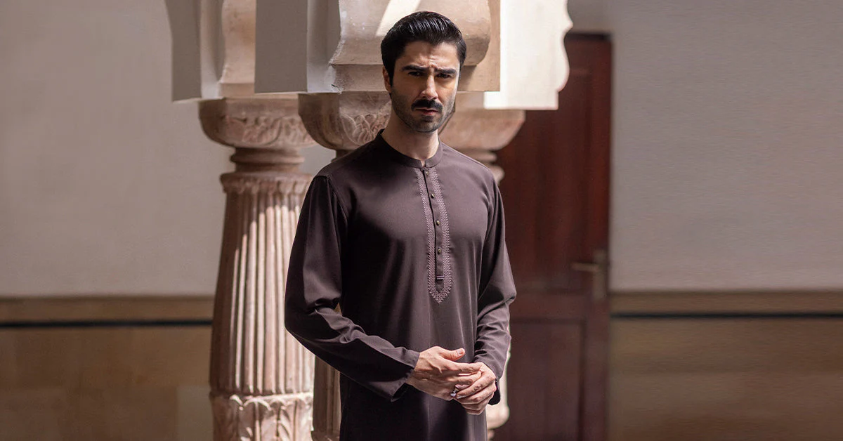 Embroidered Blended Kurta - Image 5