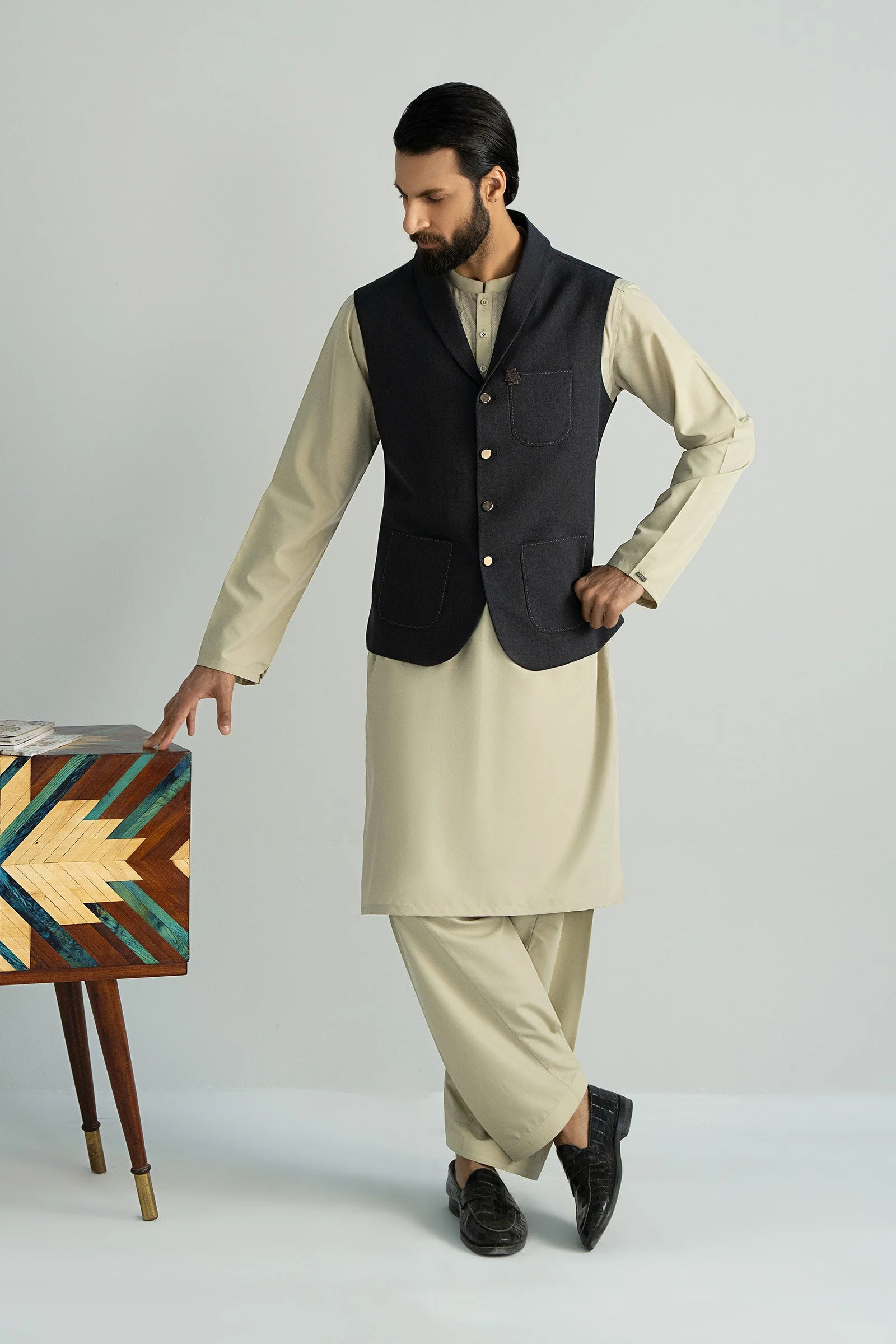 Blended Midnight Waistcoat - Image 3
