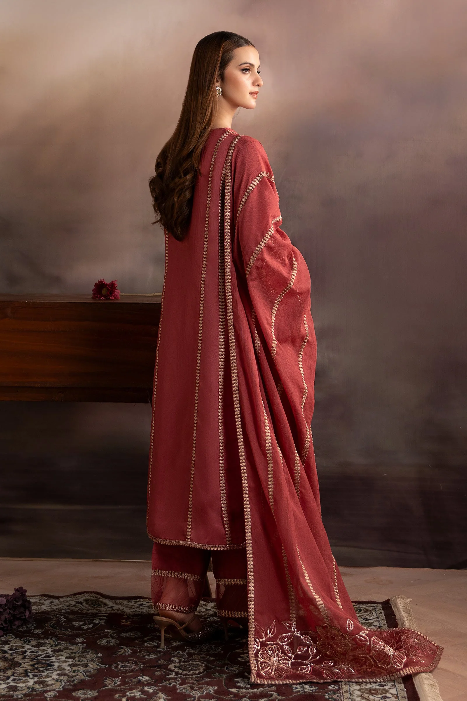 3 Piece Embroidered Tassel Silk Suit - Image 10