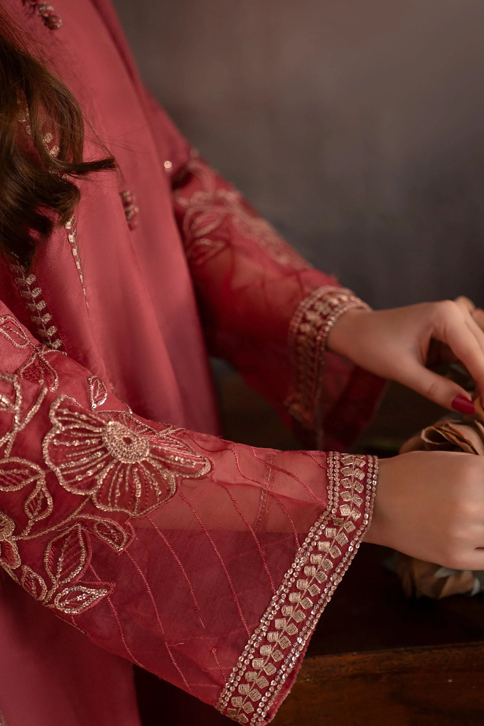 3 Piece Embroidered Tassel Silk Suit - Image 6