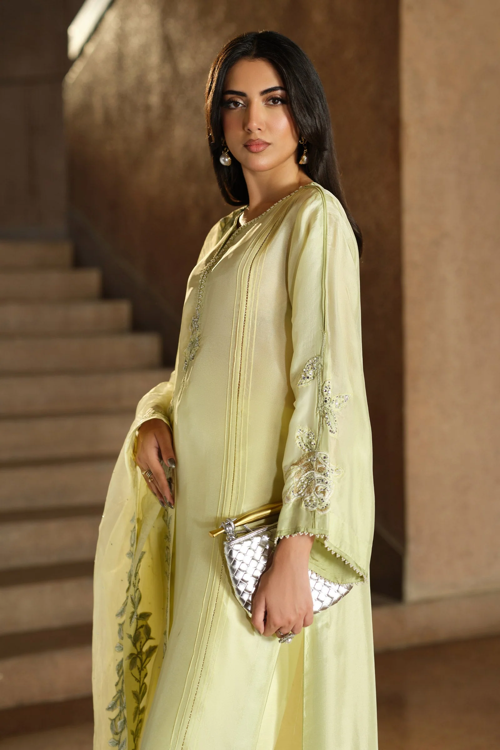 3 Piece Embroidered Tassel Silk Suit - Image 3